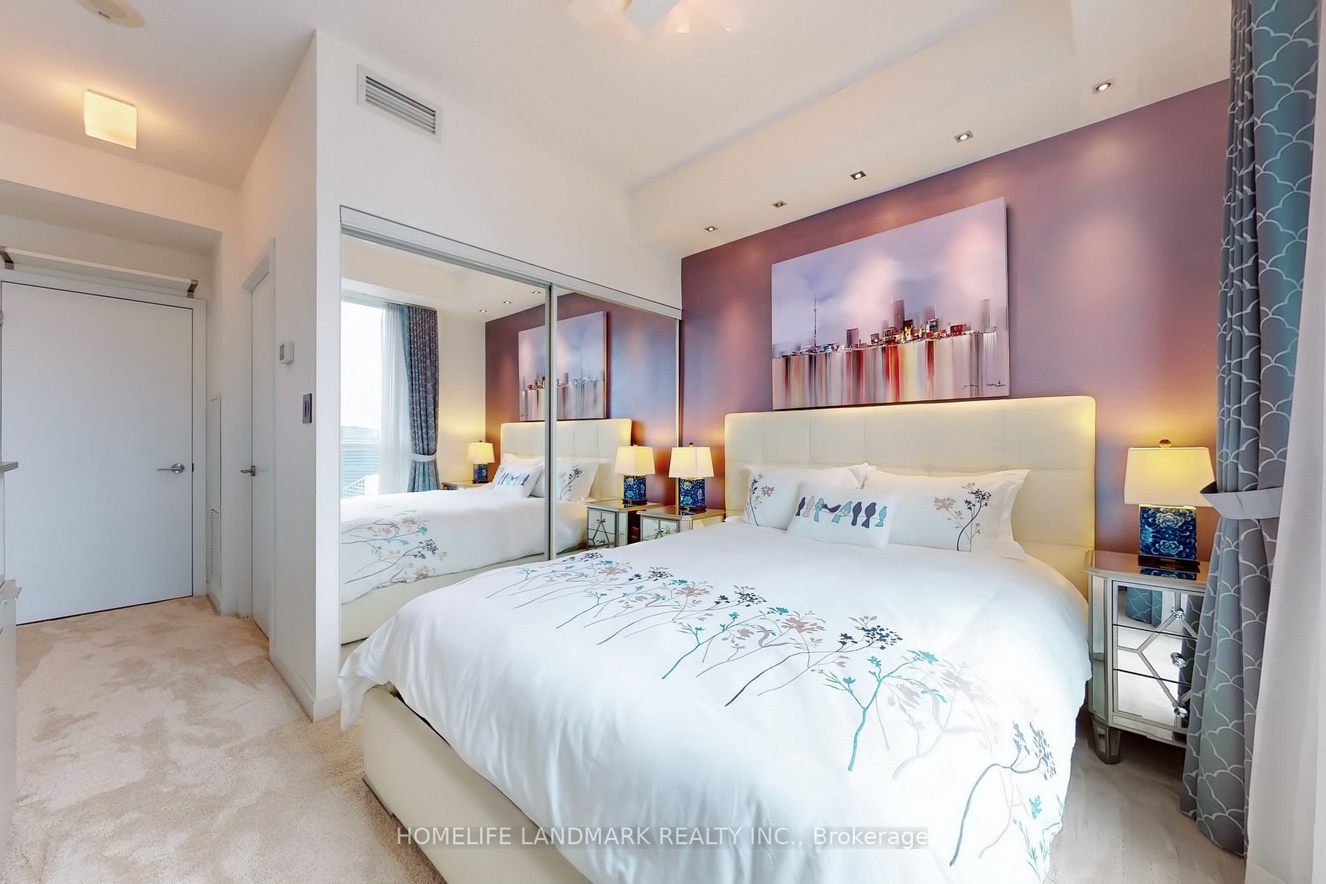33 Bay St 4304 · Photo 8