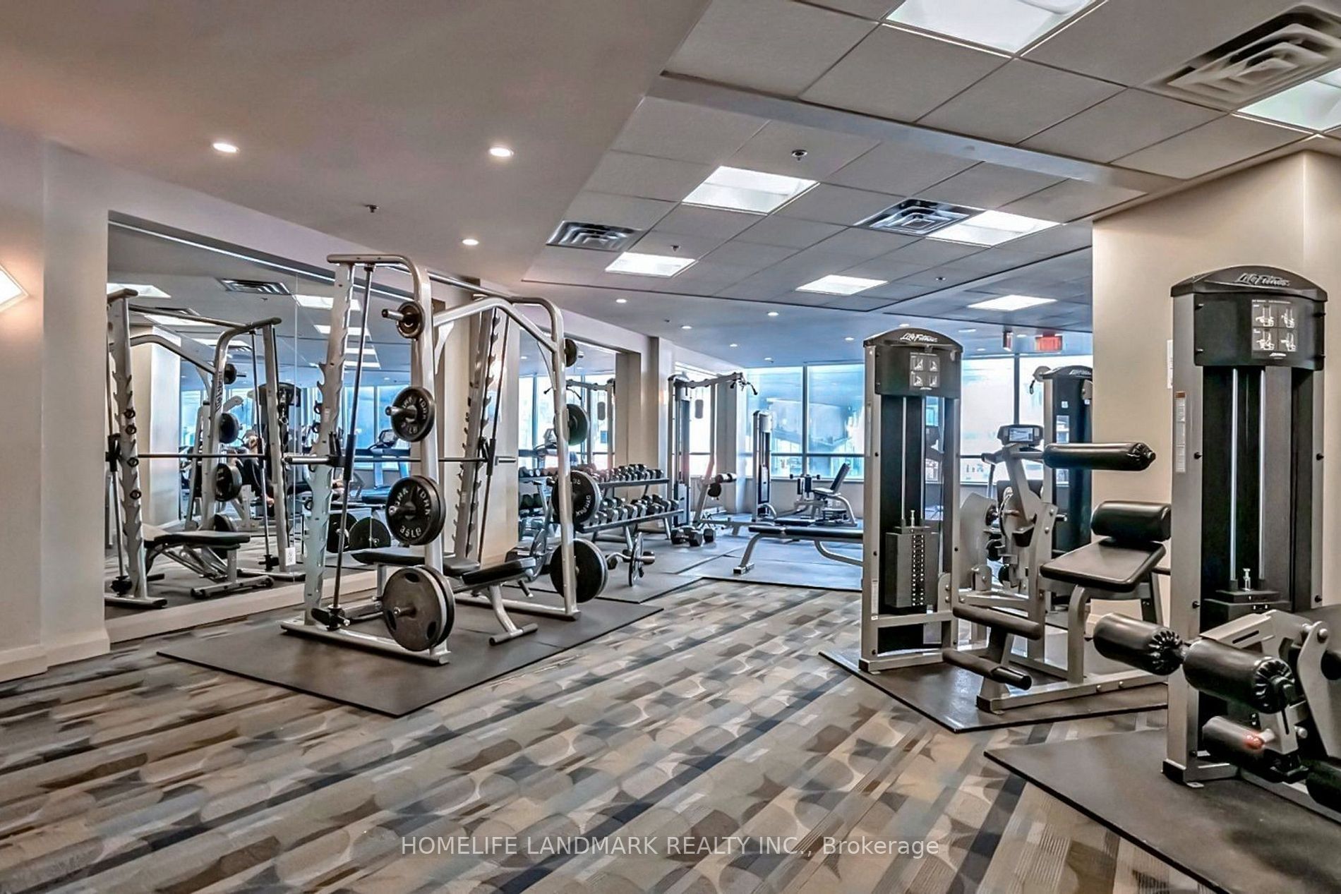 33 Bay St 4304 · Photo 15