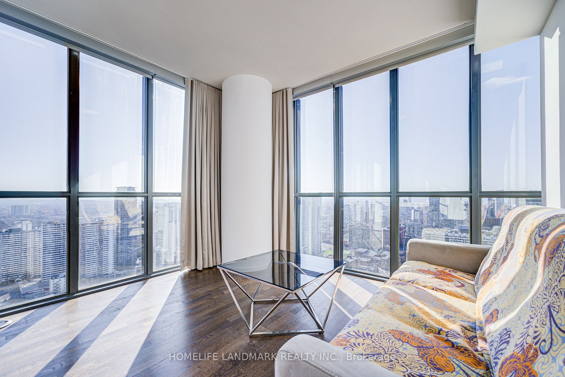 101 Charles St E 3701 · 房屋照片 7