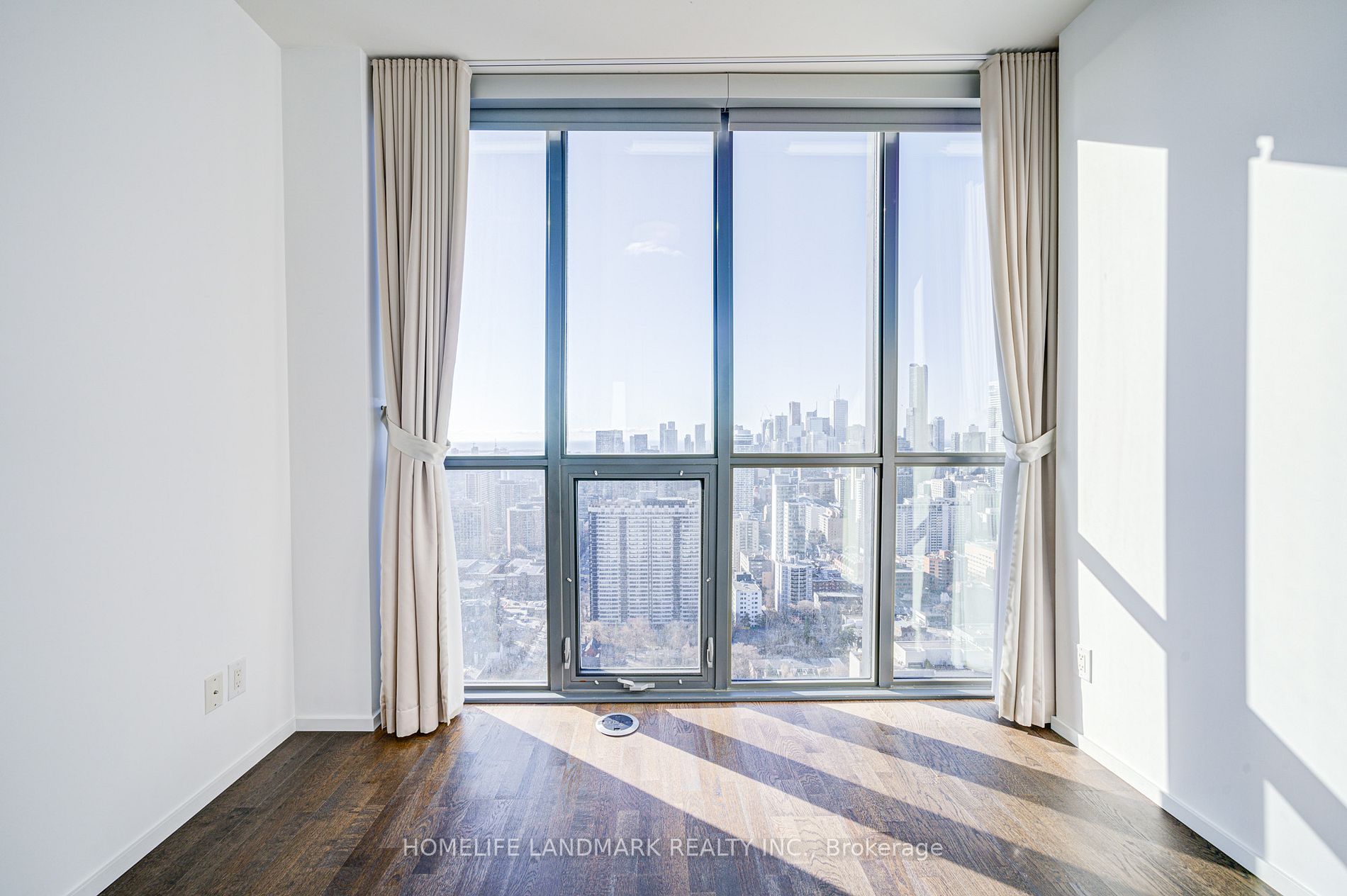 101 Charles St E 3701 · 房屋照片 9