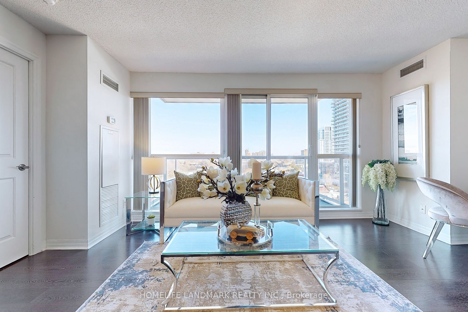 30 Herons Hill Way 506 · Photo 4