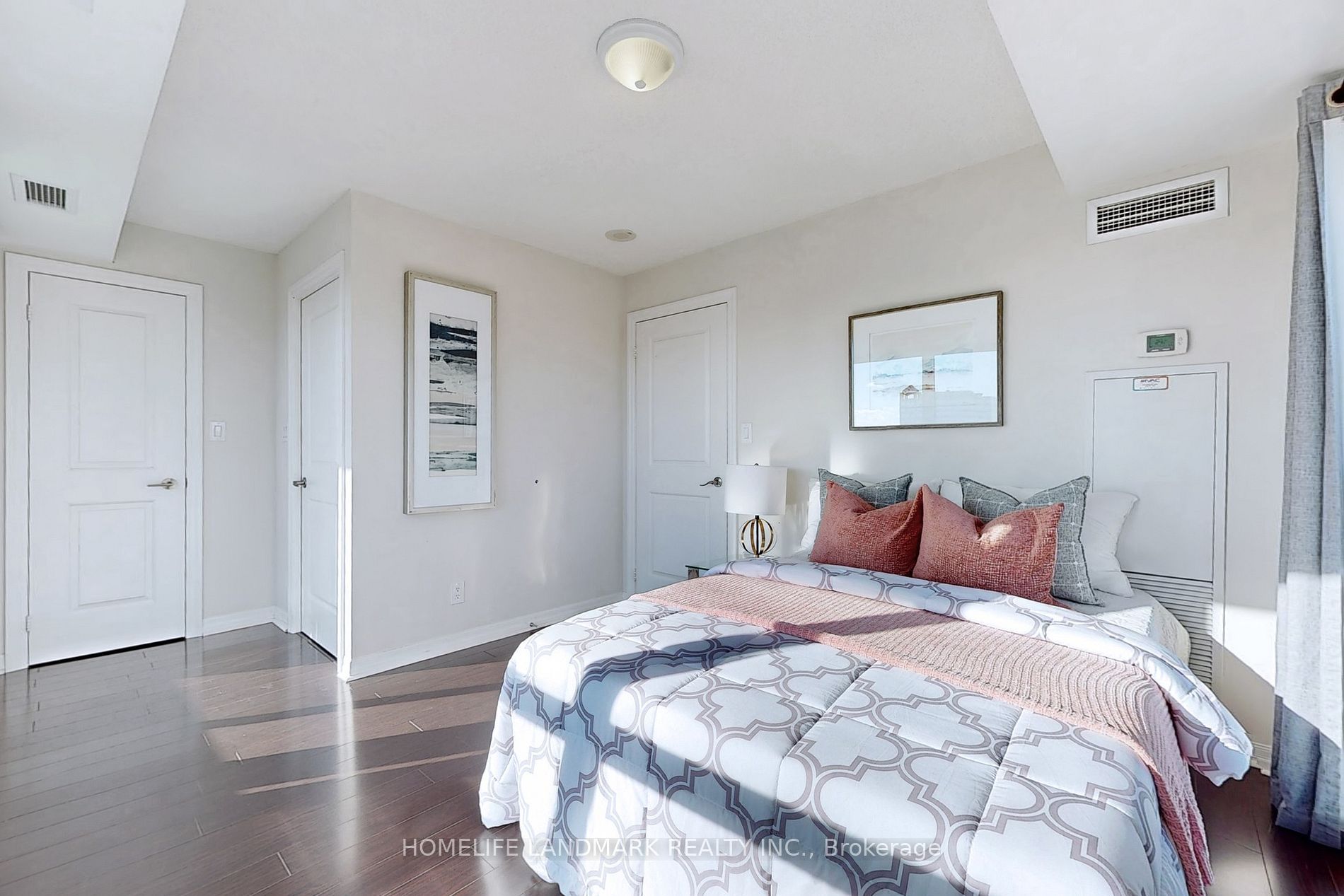 30 Herons Hill Way 506 · Photo 8