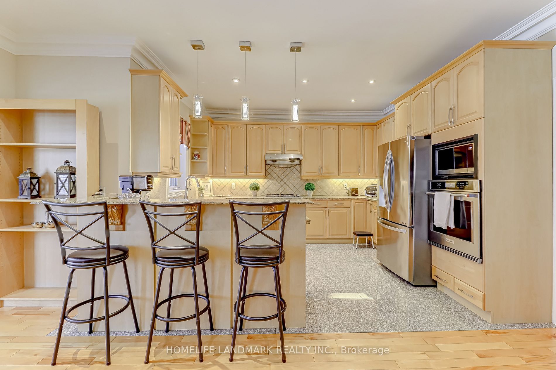 217 Wilfred Ave · Photo 9
