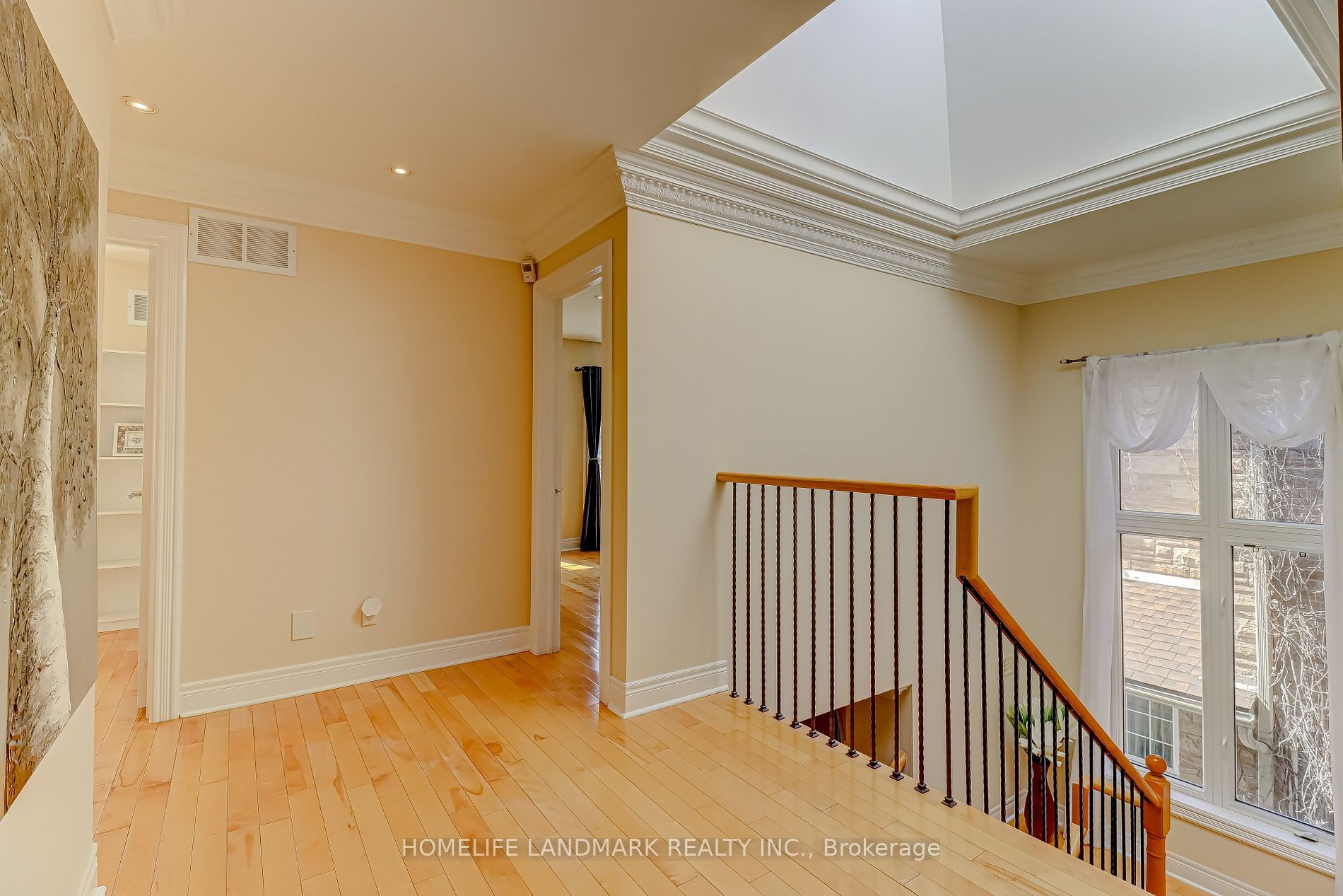 217 Wilfred Ave · Photo 12