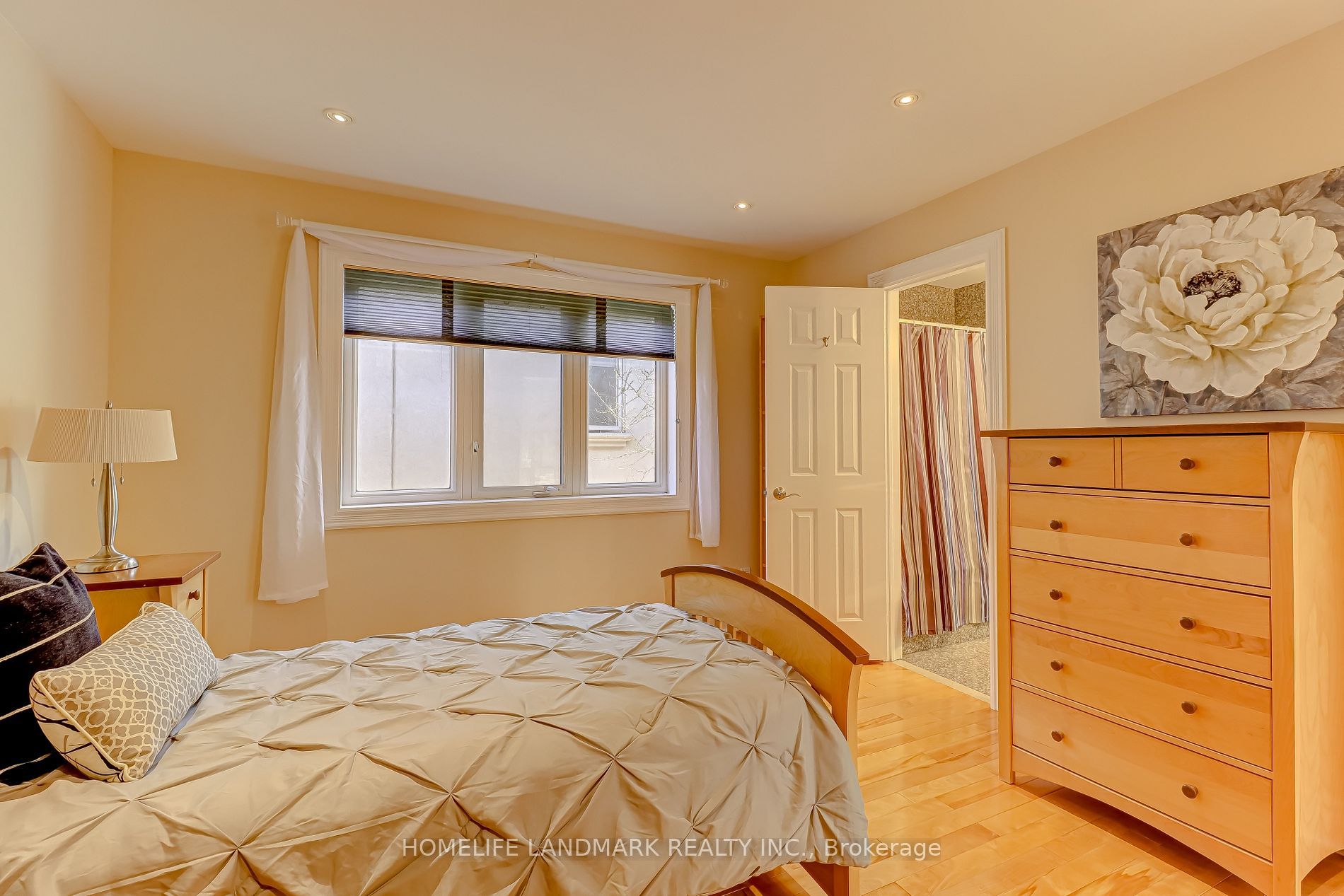 217 Wilfred Ave · Photo 20