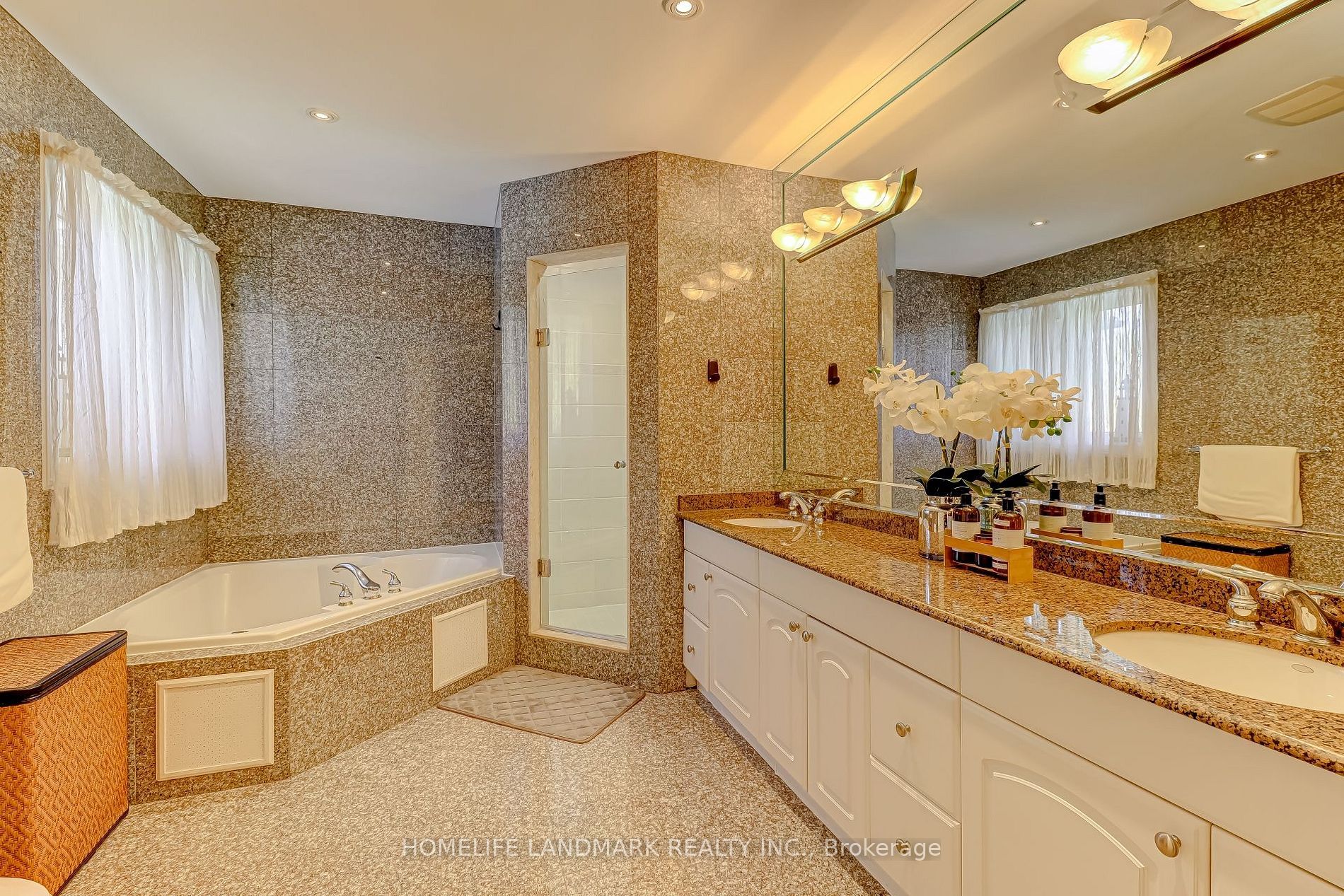 217 Wilfred Ave · Photo 23