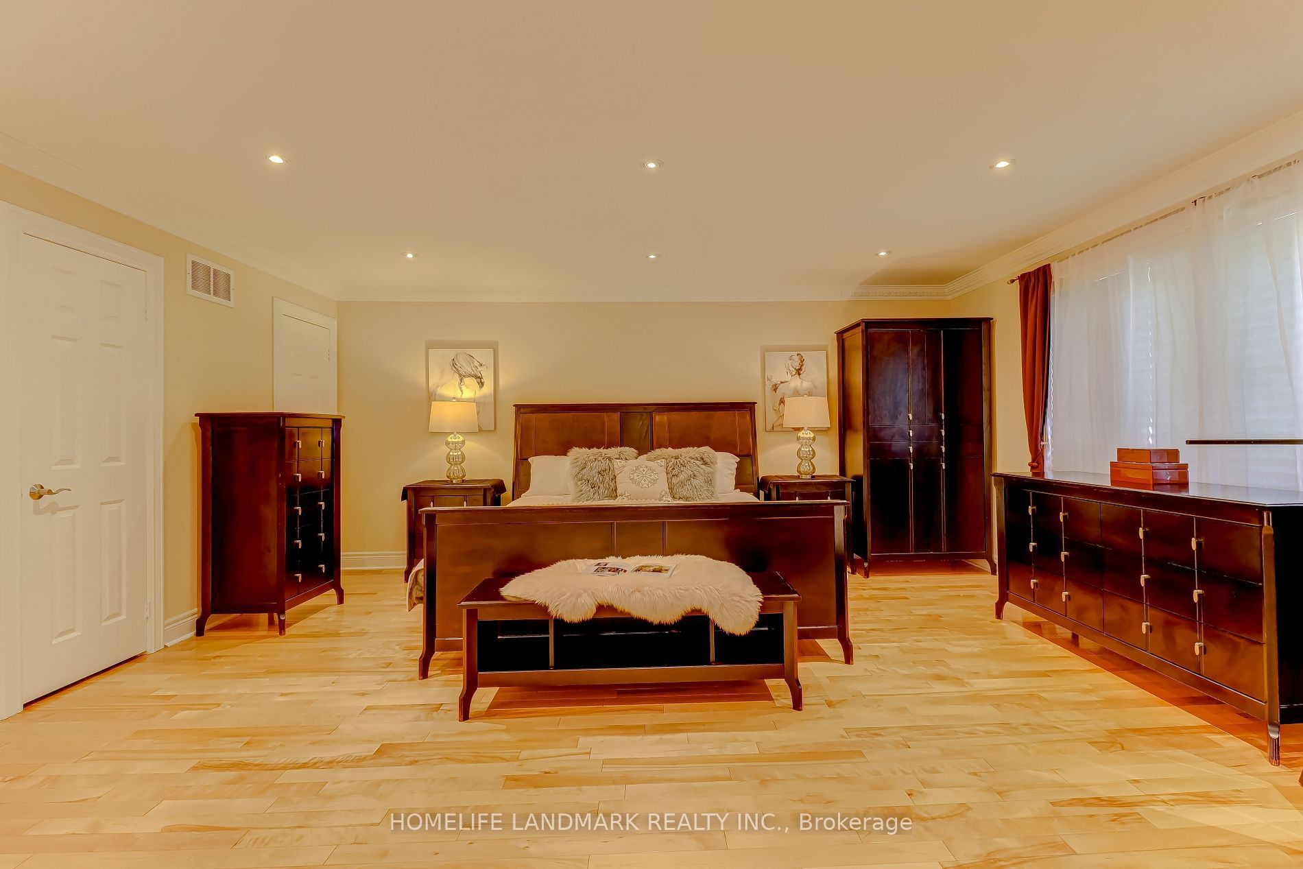 217 Wilfred Ave · Photo 25