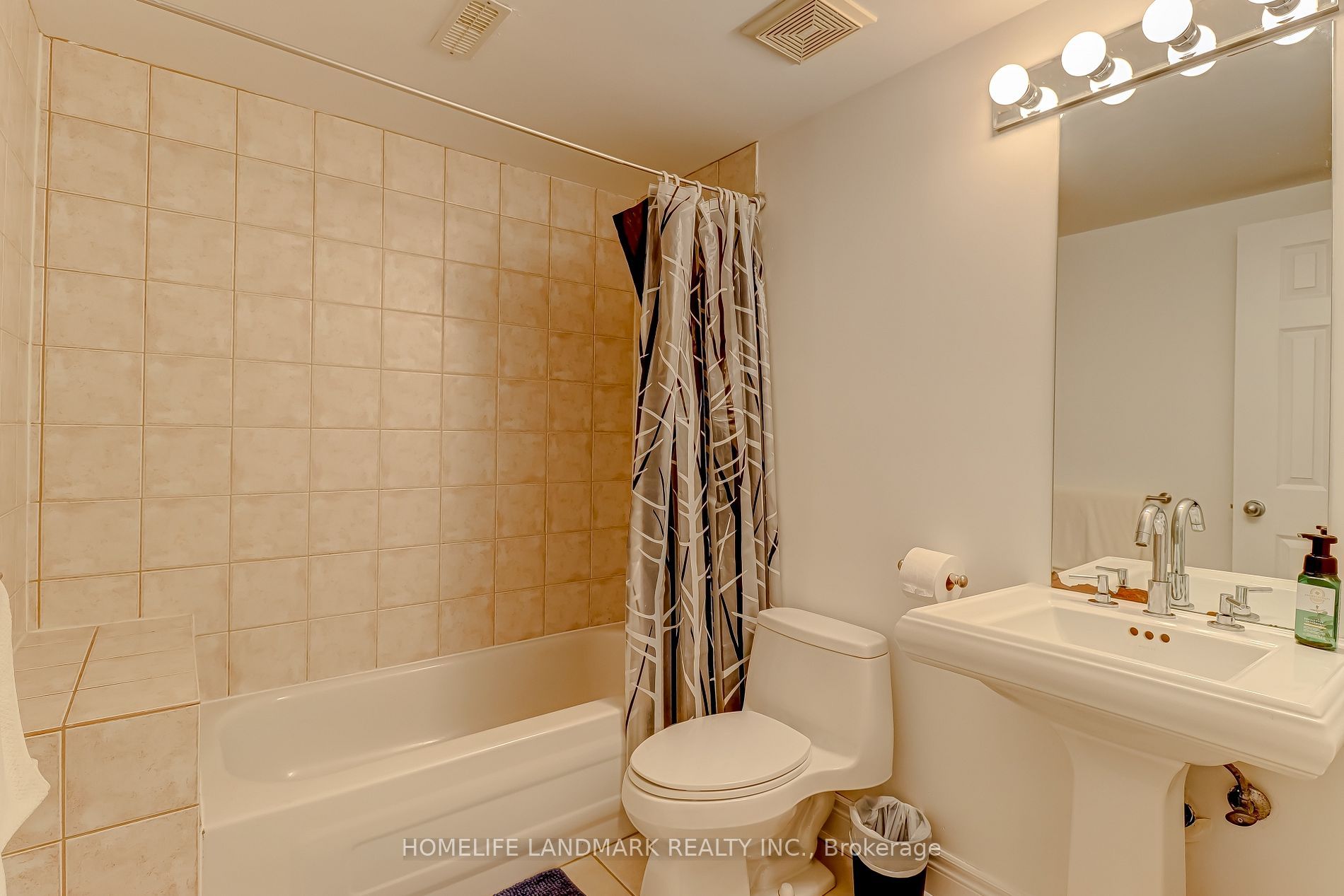 217 Wilfred Ave · Photo 27