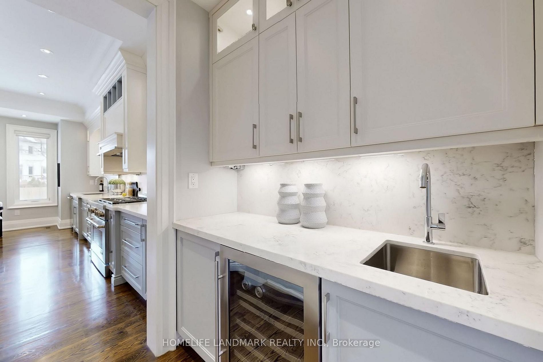 122 Parkview Ave · Photo 25