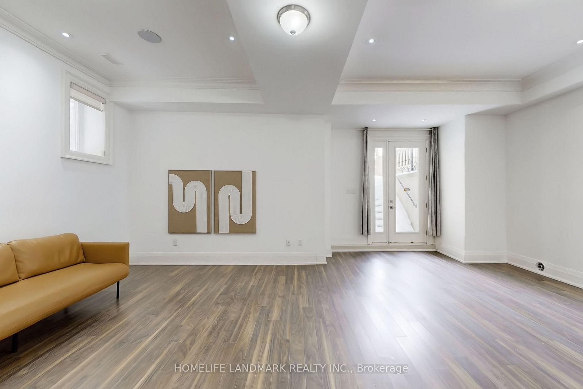 122 Parkview Ave · Photo 45