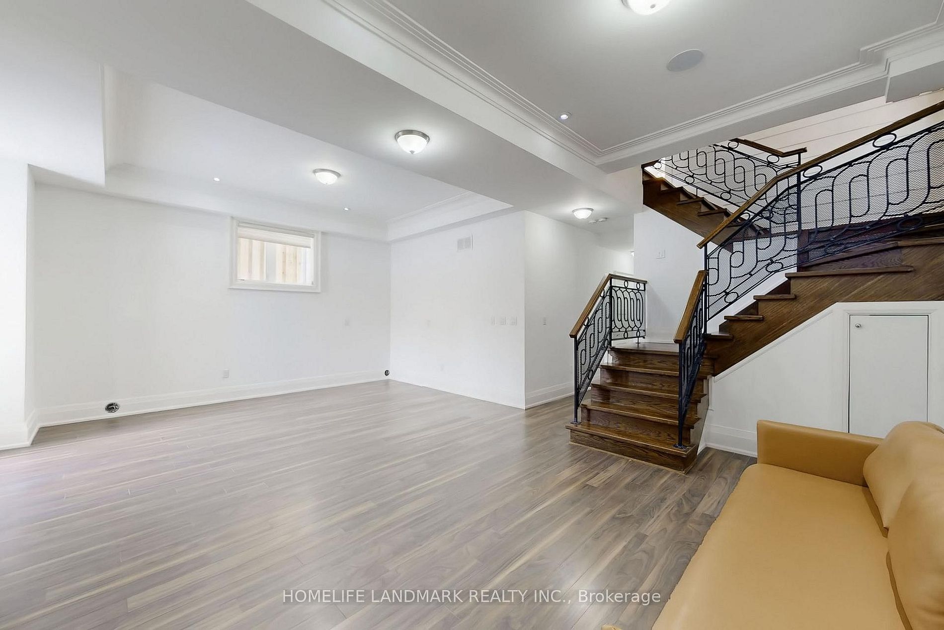 122 Parkview Ave · Photo 46