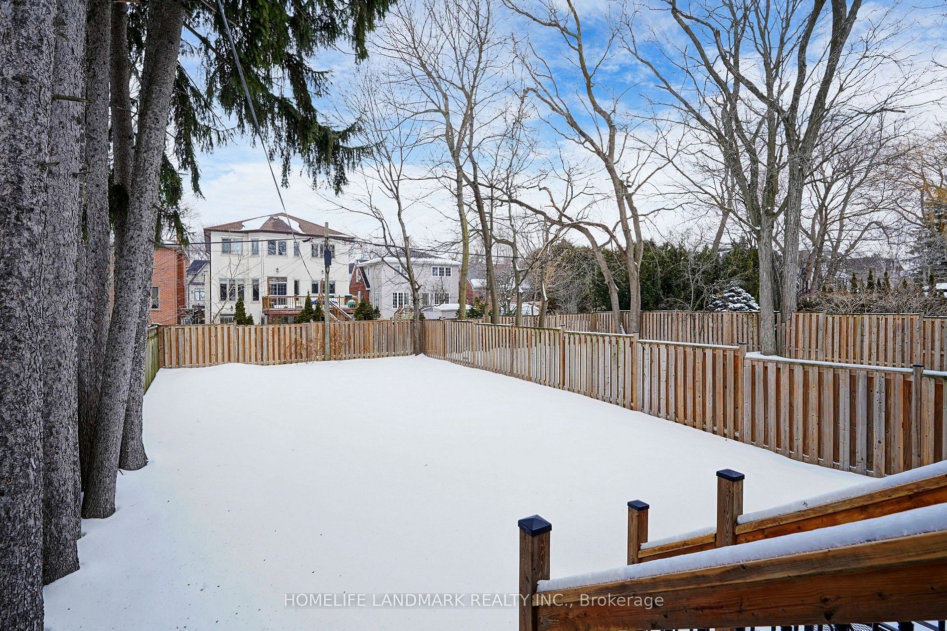 122 Parkview Ave · Photo 49