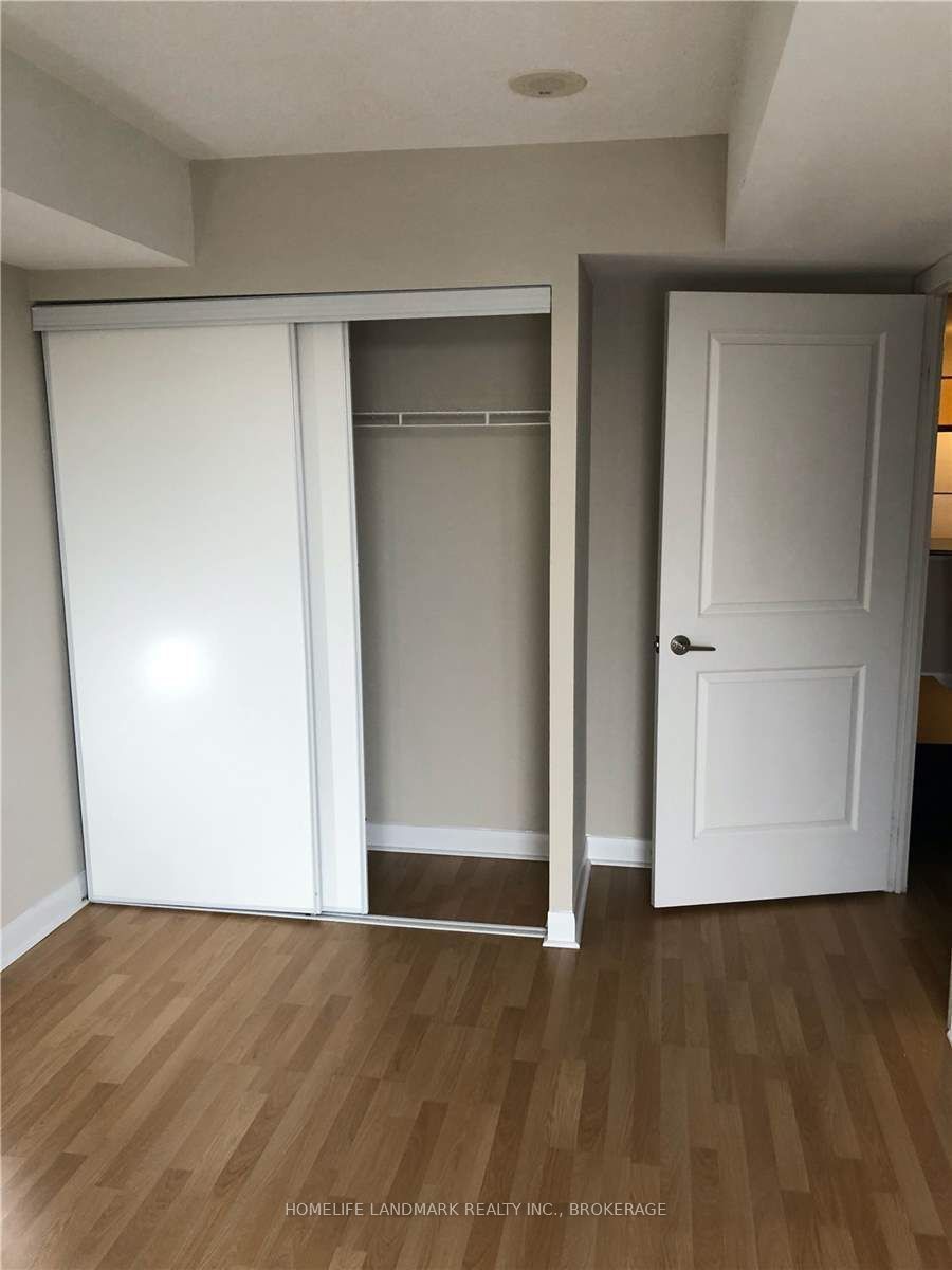 4968 Yonge St 3308 · Photo 10