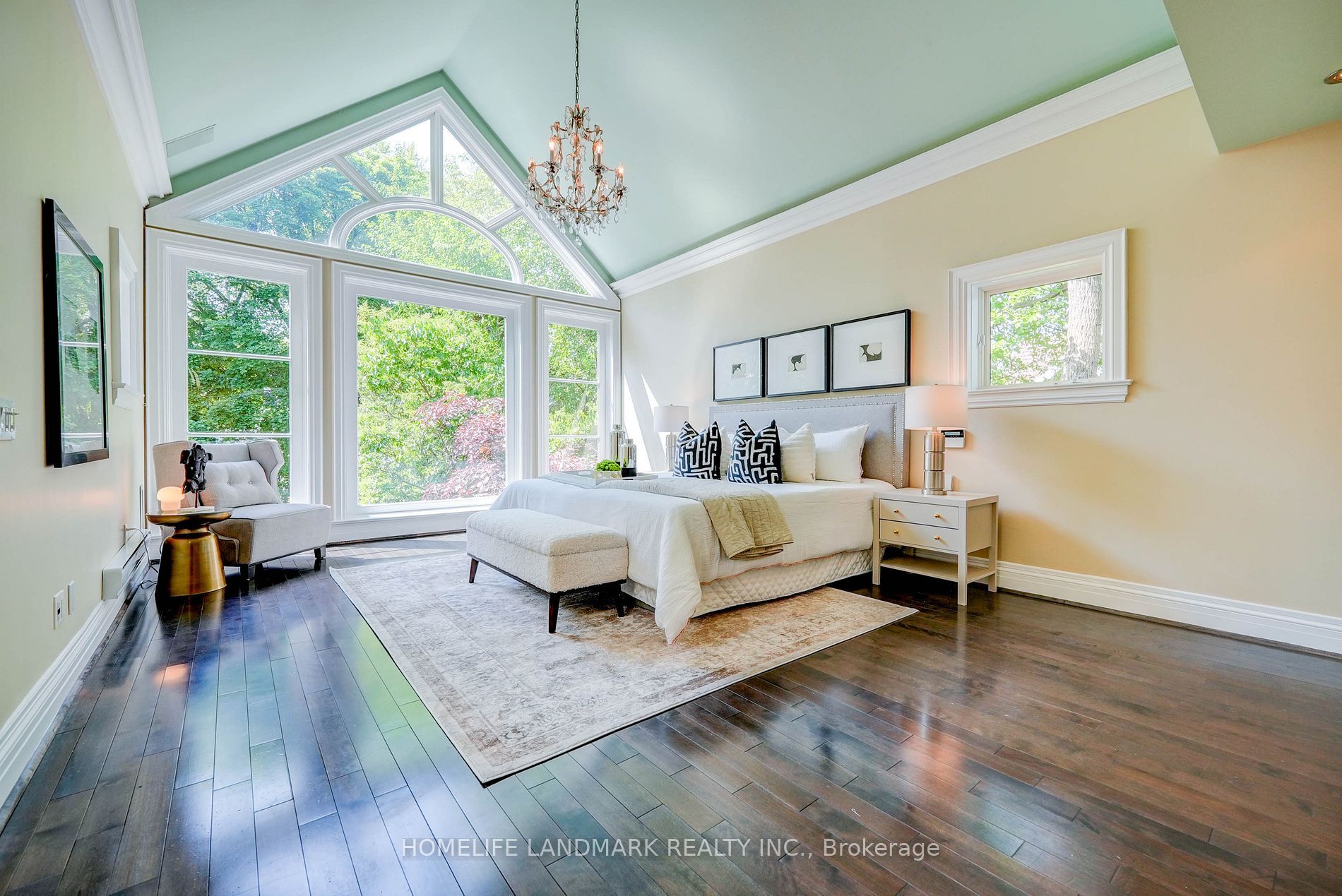 85 Lynwood Ave S · Photo 21