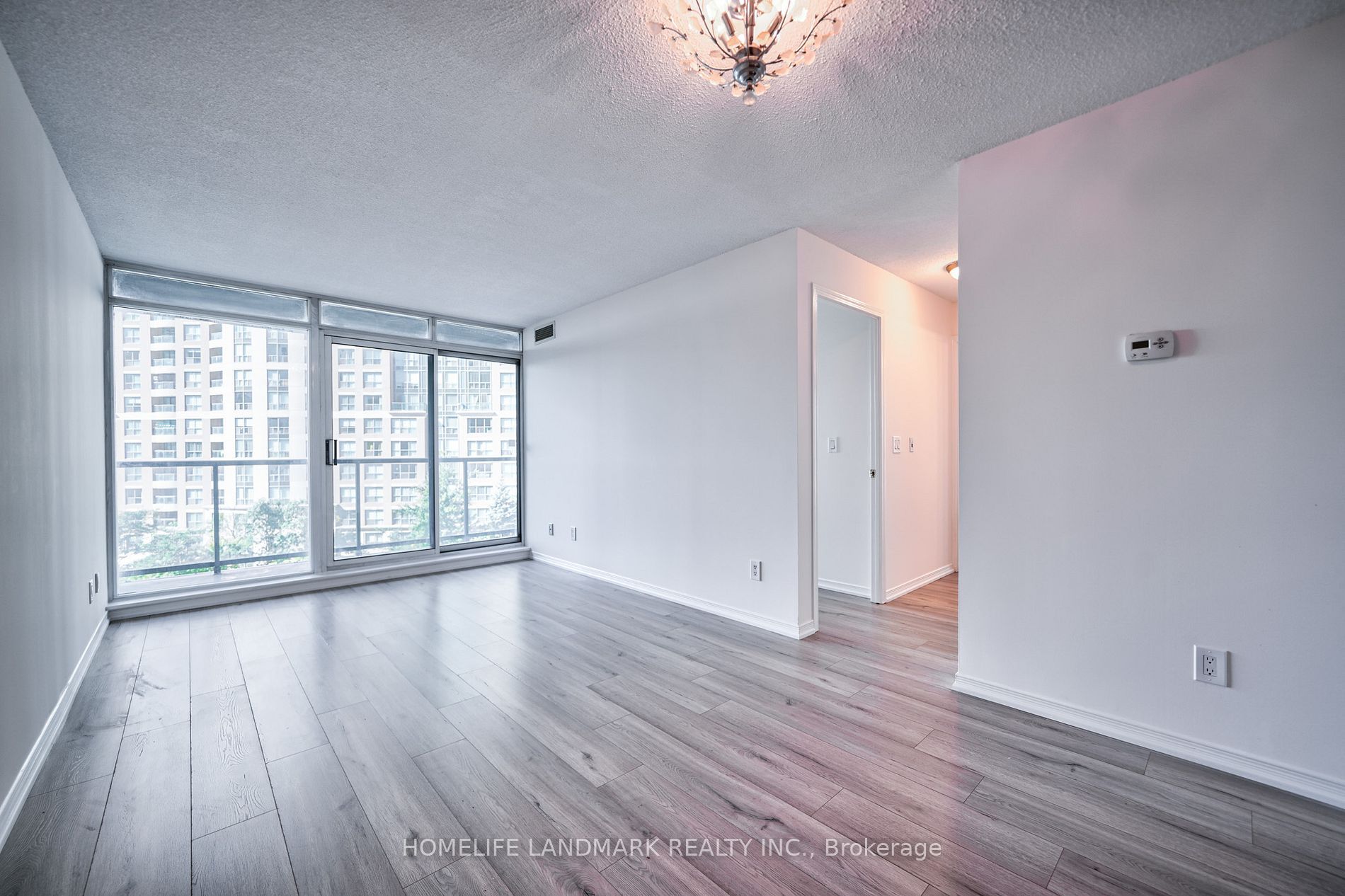 5508 Yonge St 505 · Photo 8