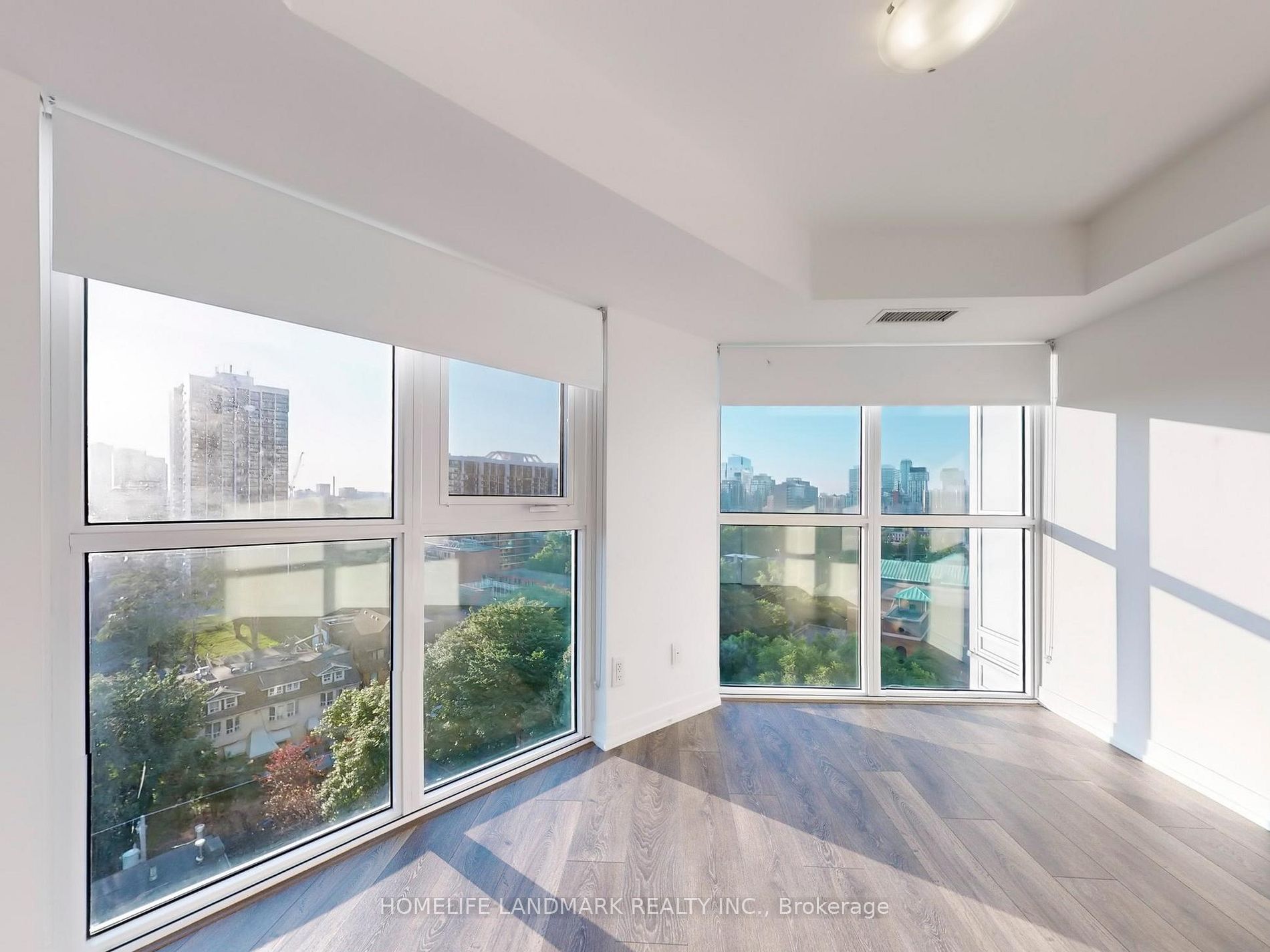 219 Dundas St E 1115 · Photo 9