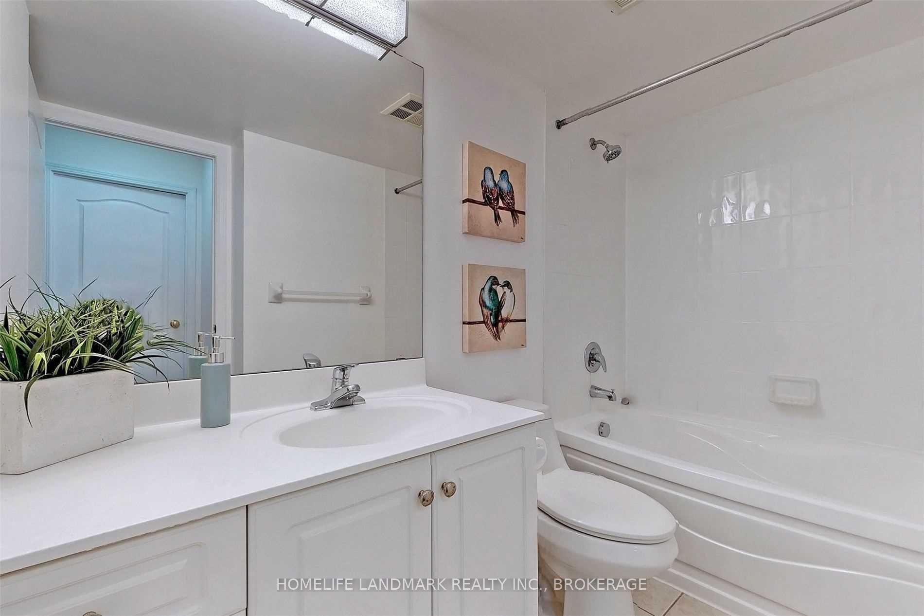 1883 Mcnicoll Ave 205 · Photo 15