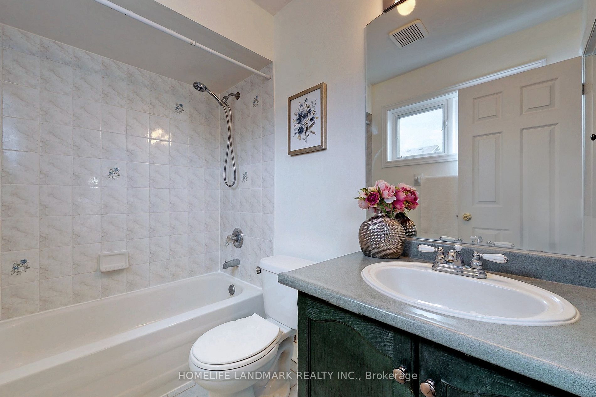52 Steckley St · Photo 15