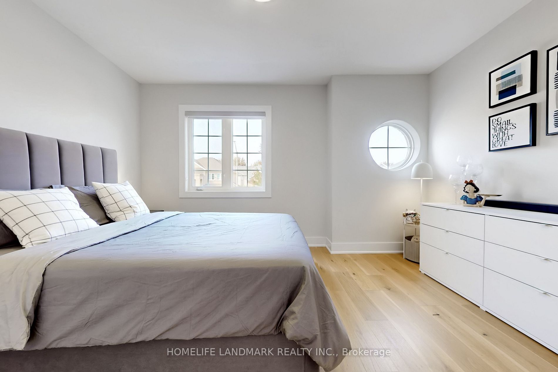 65 Hillmount Rd · Photo 11