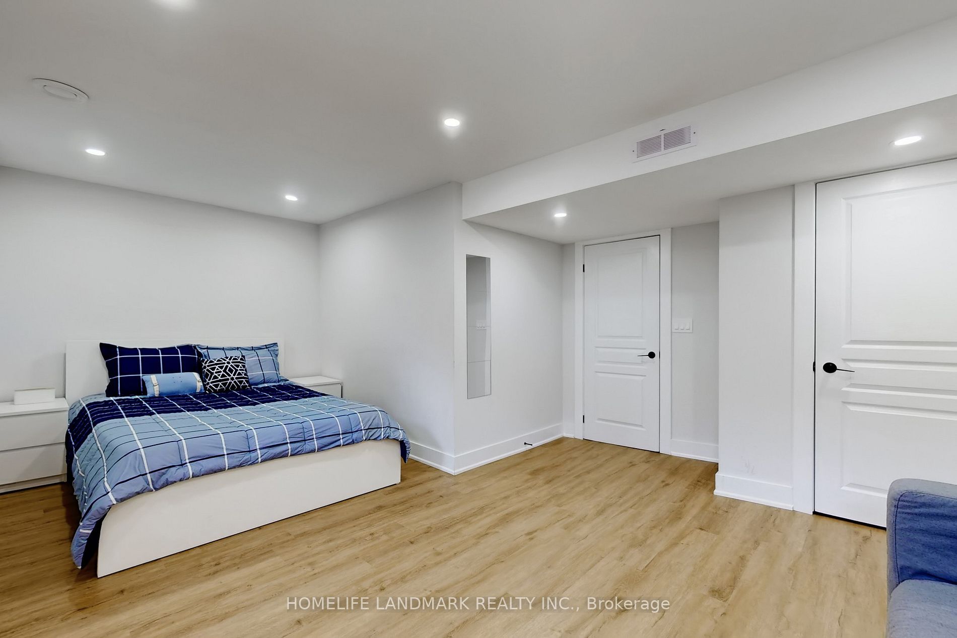 65 Hillmount Rd · Photo 13