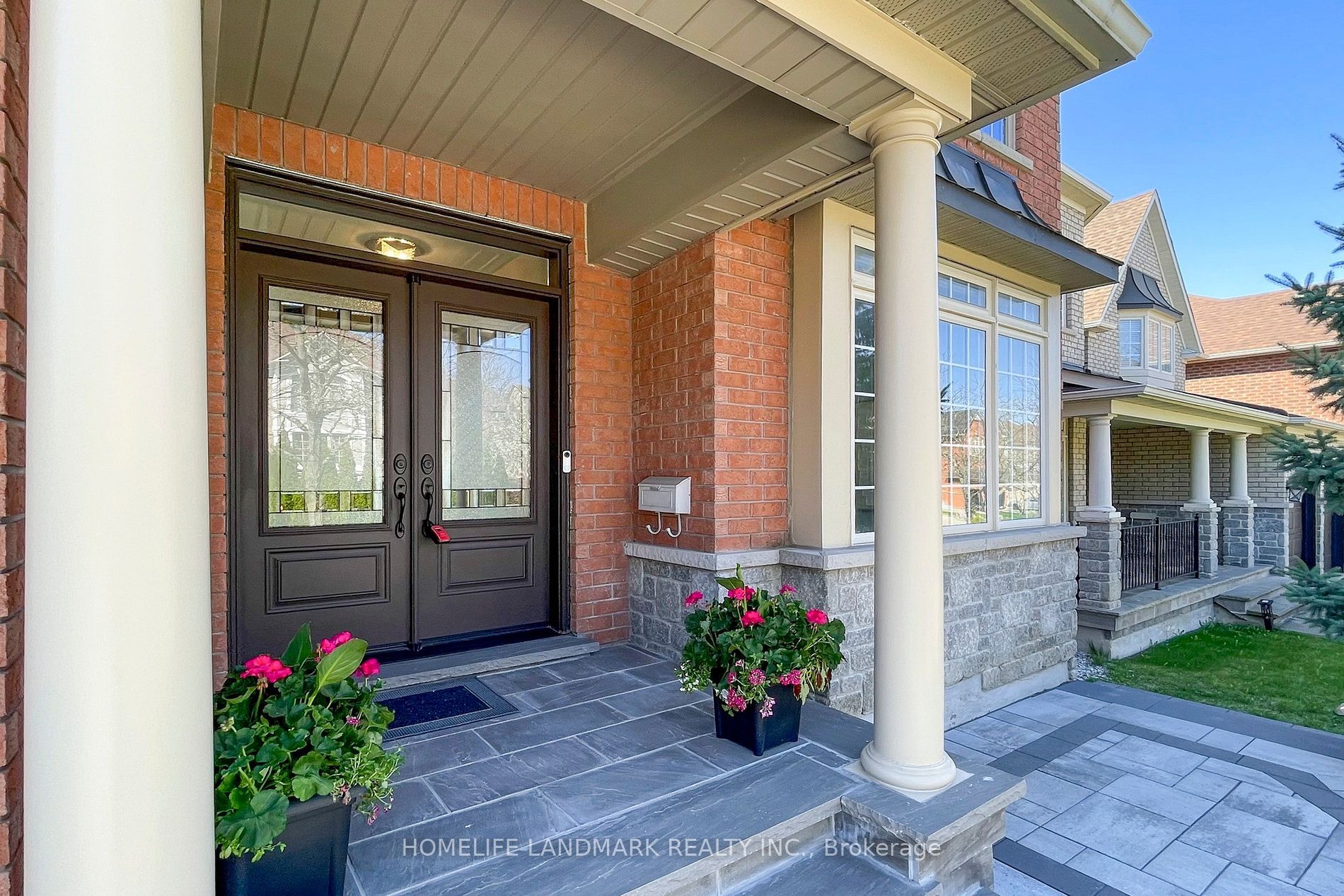 106 Ravine Edge Dr · Photo 2