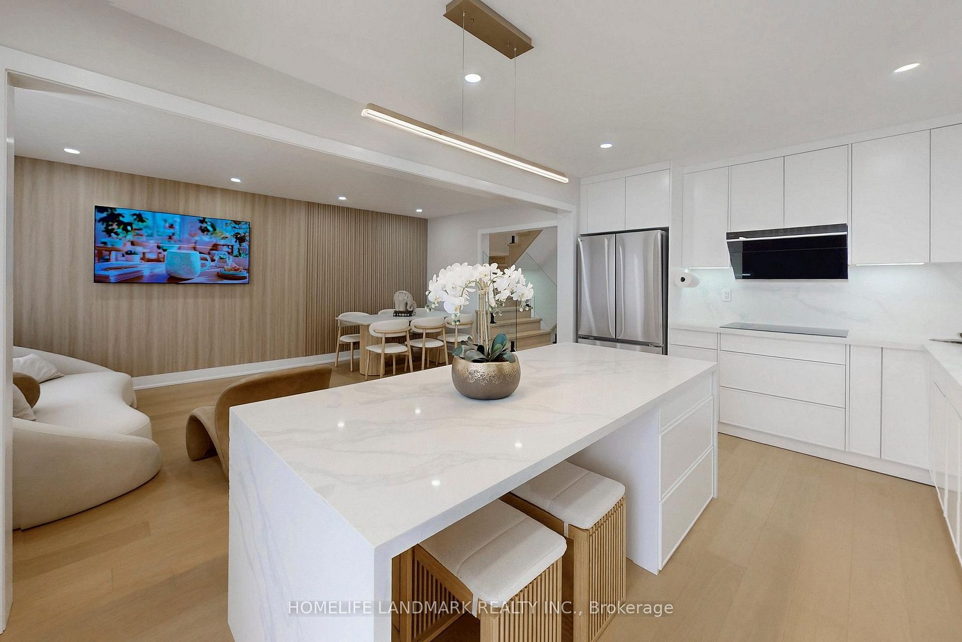 7 Hutt Cres · Photo 4