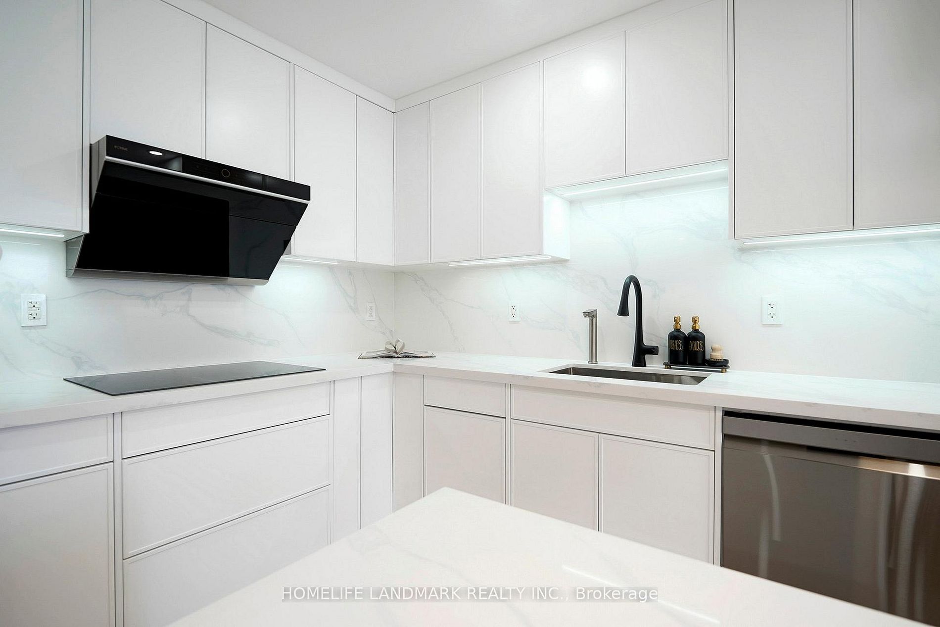 7 Hutt Cres · Photo 6