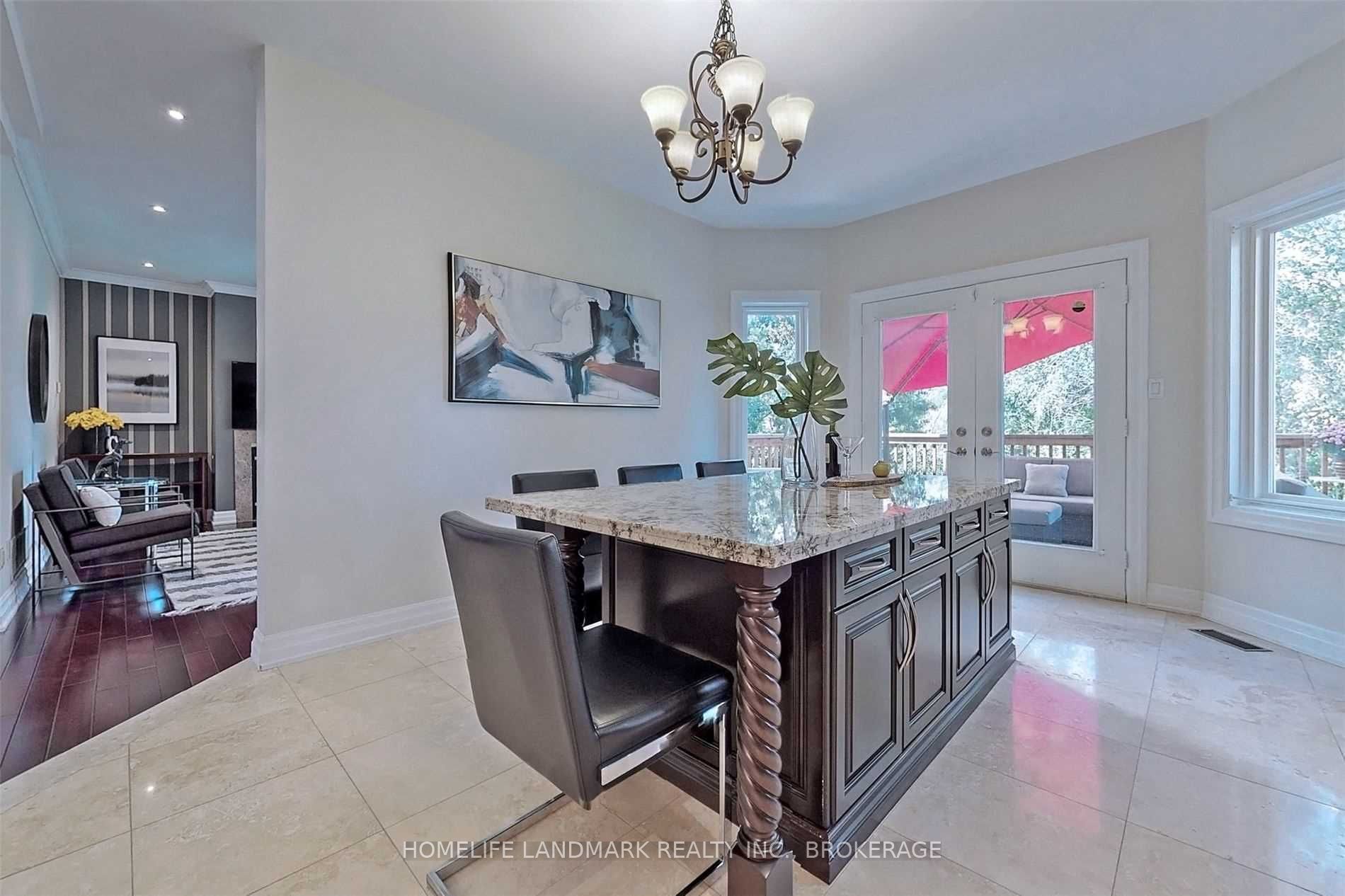136 Bradgate Dr · Photo 12