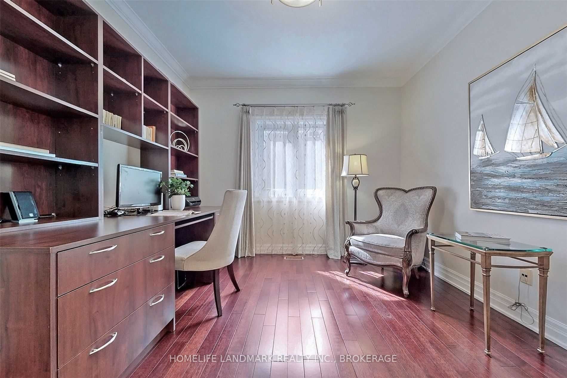 136 Bradgate Dr · Photo 15