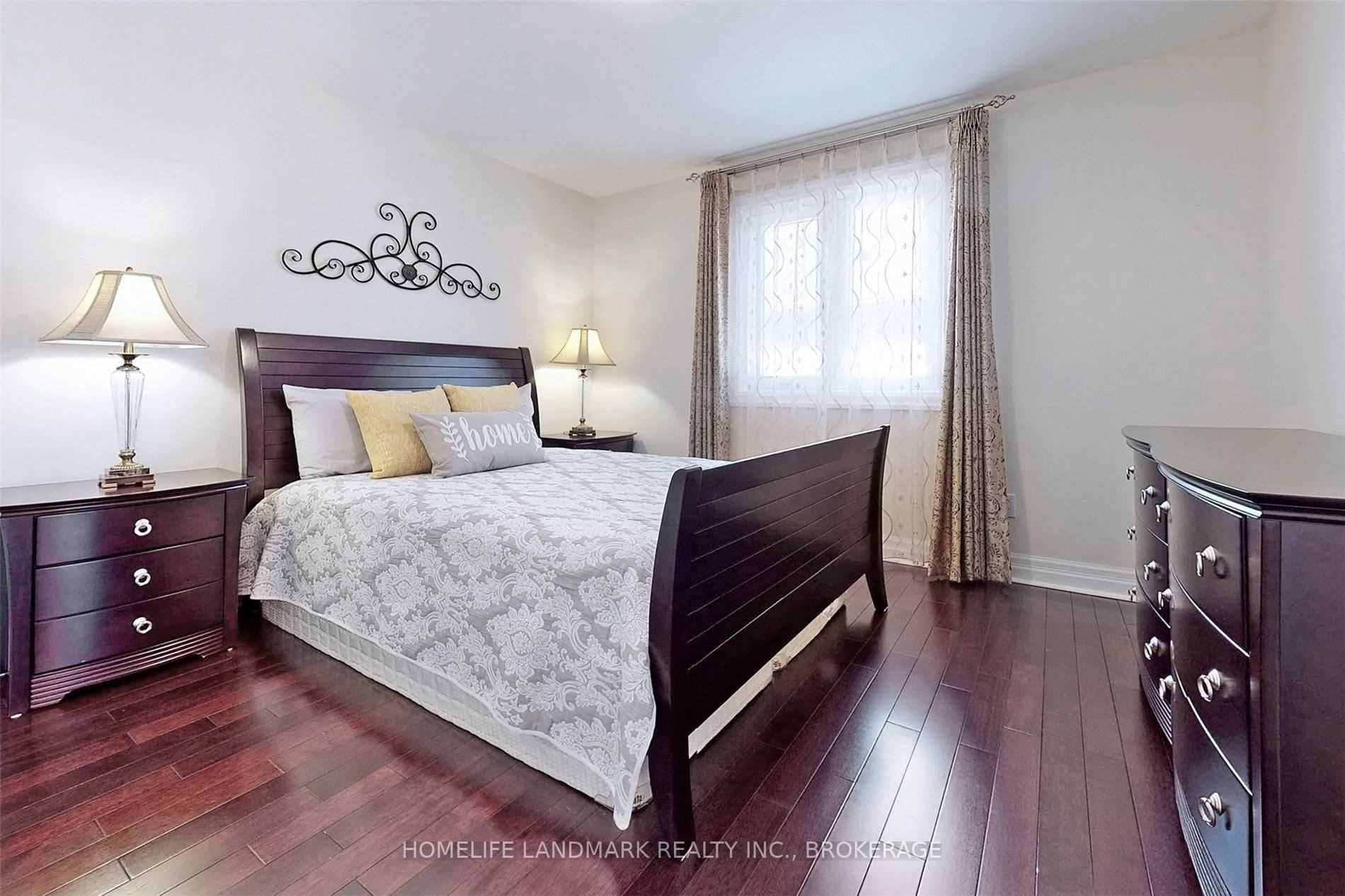 136 Bradgate Dr · Photo 26
