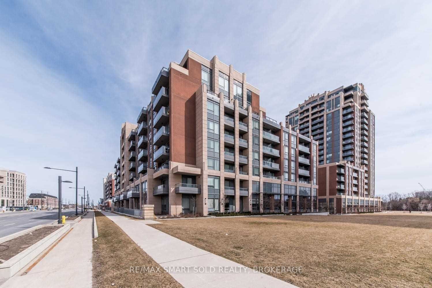 28 Uptown Dr 527 · Photo 1