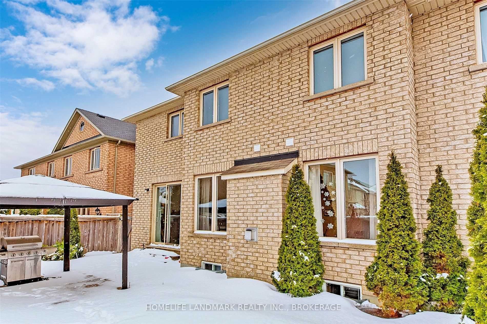 6 Weekes Ave · Photo 33
