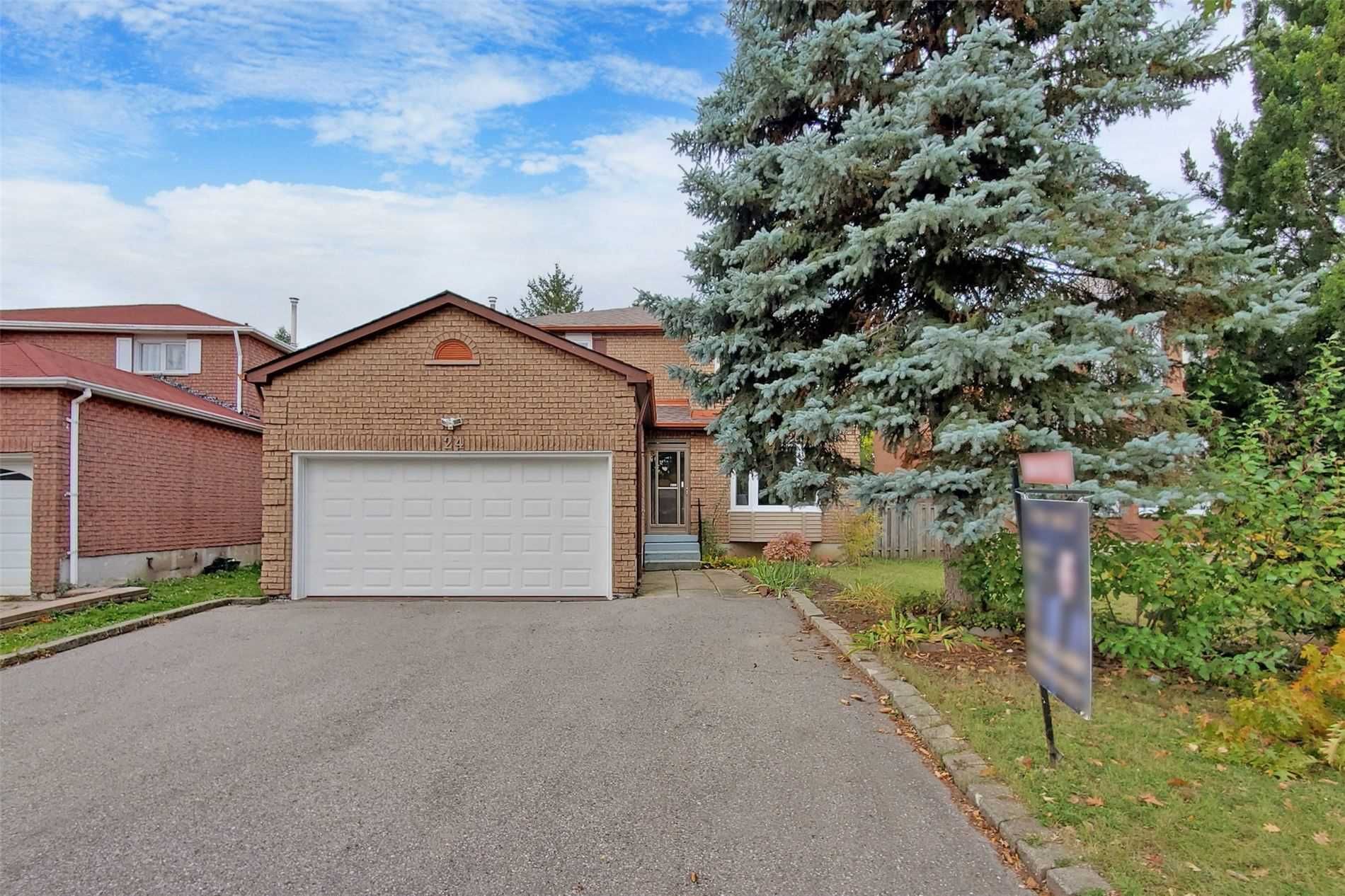24 Featherstone Ave · Photo 1