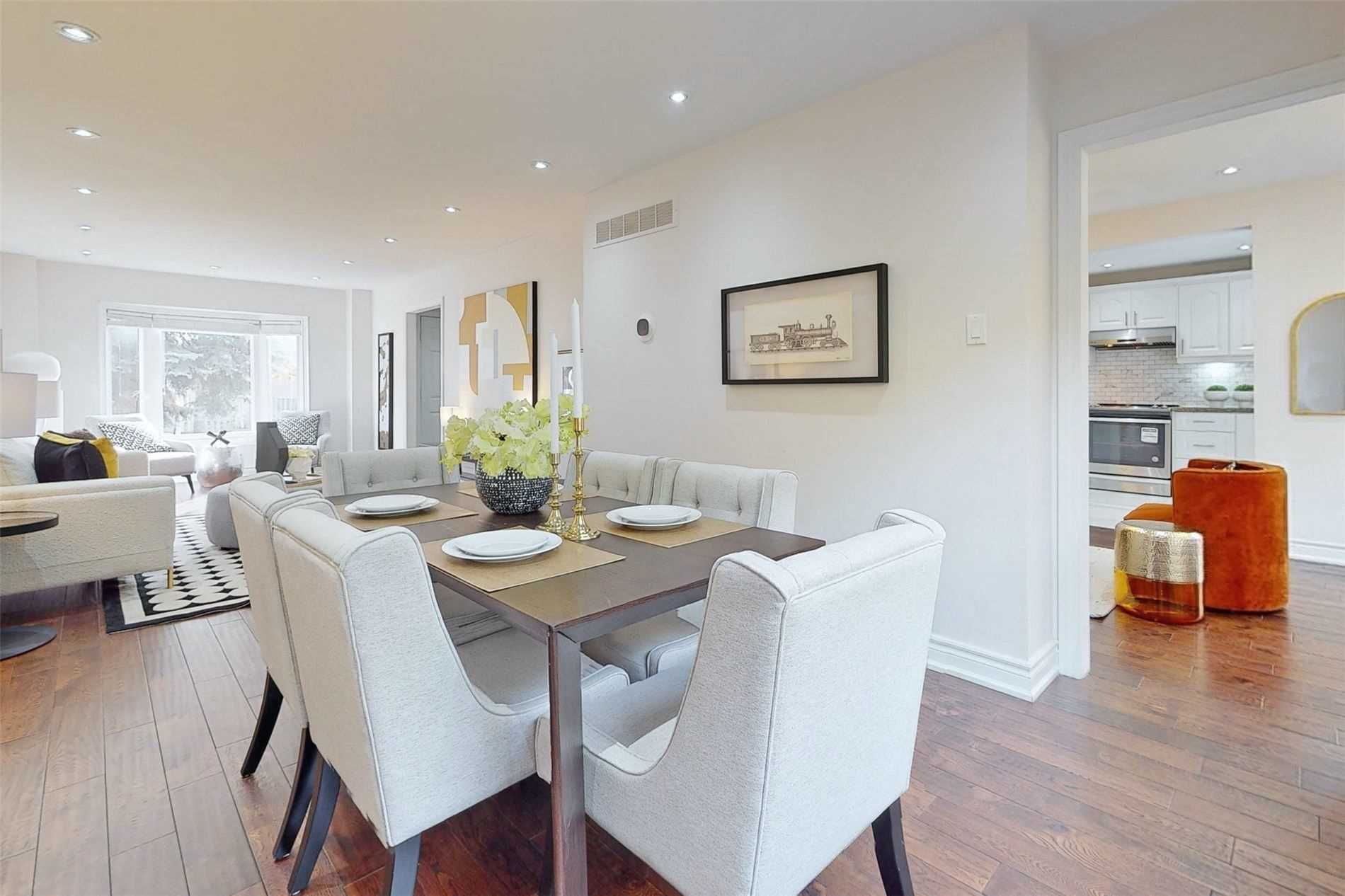 24 Featherstone Ave · Photo 4