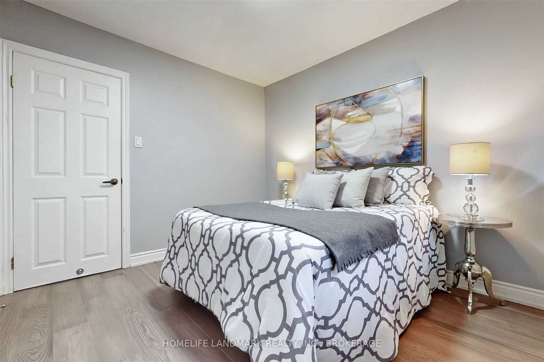 79 Aurora Heights Dr · Photo 9