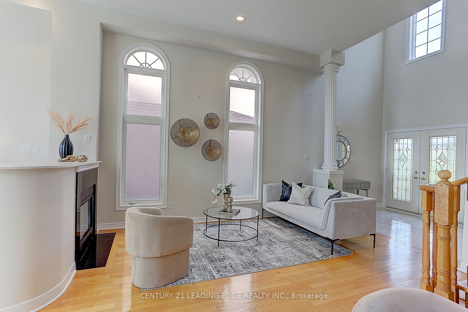 80 Futura Ave · Photo 4