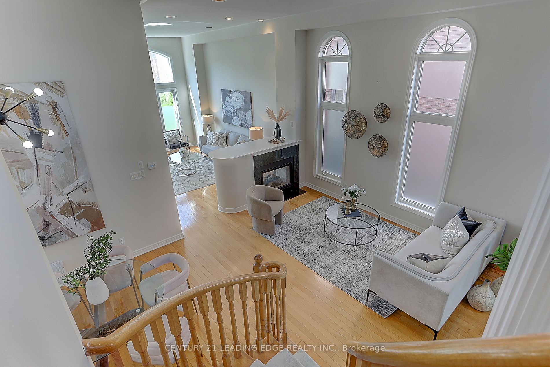 80 Futura Ave · Photo 5