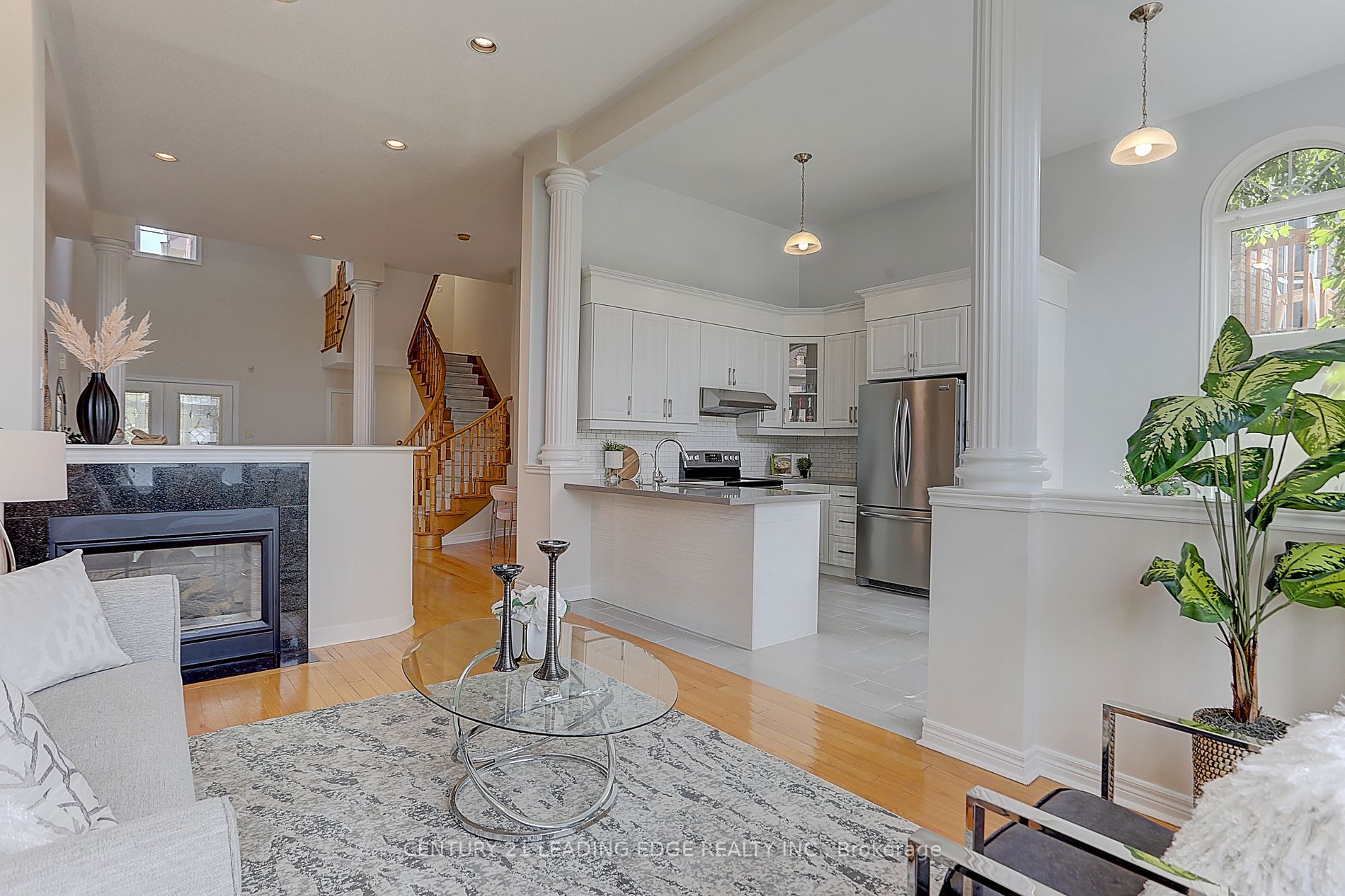 80 Futura Ave · Photo 8
