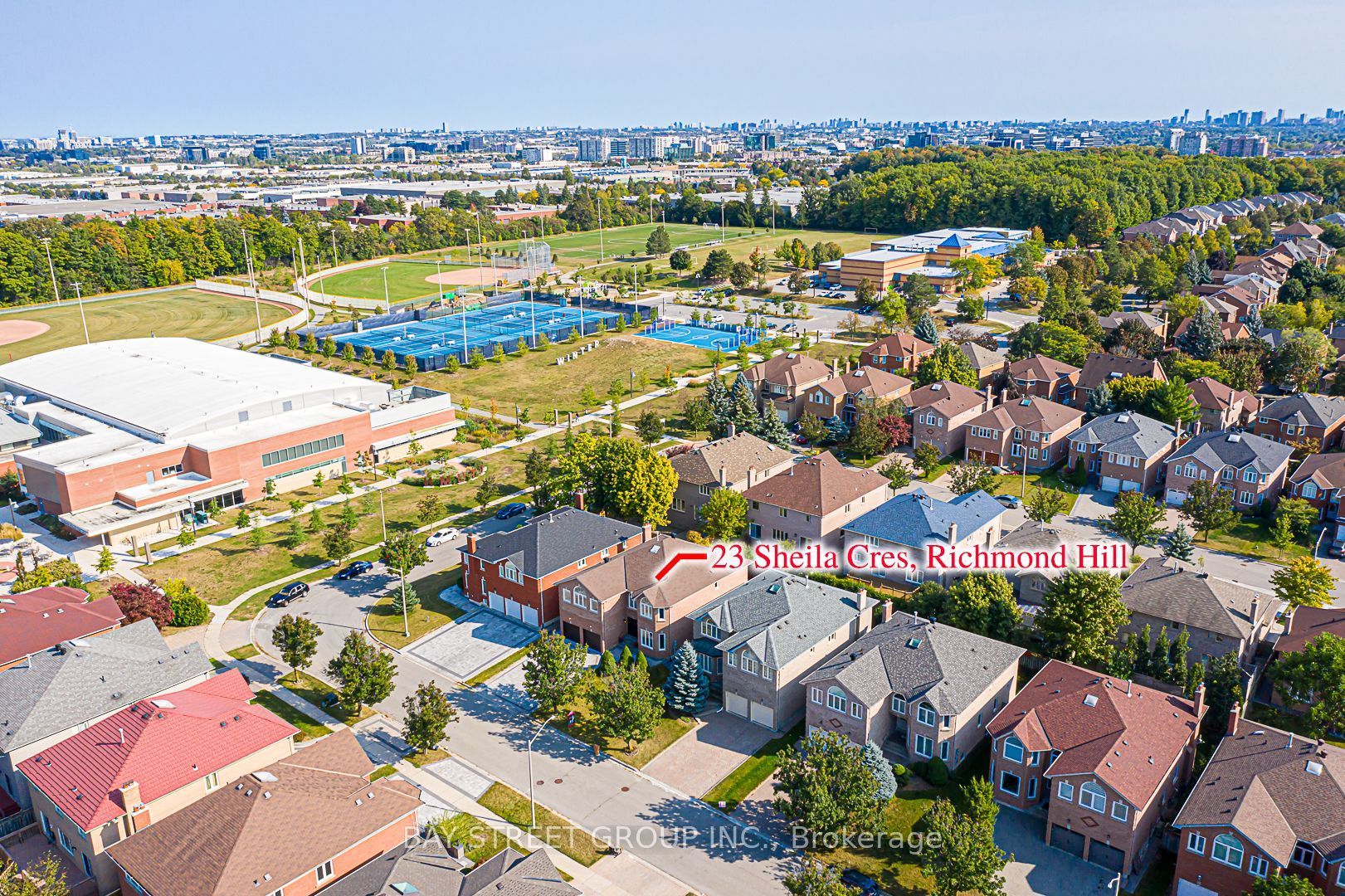 23 Sheila Cres · Photo 1
