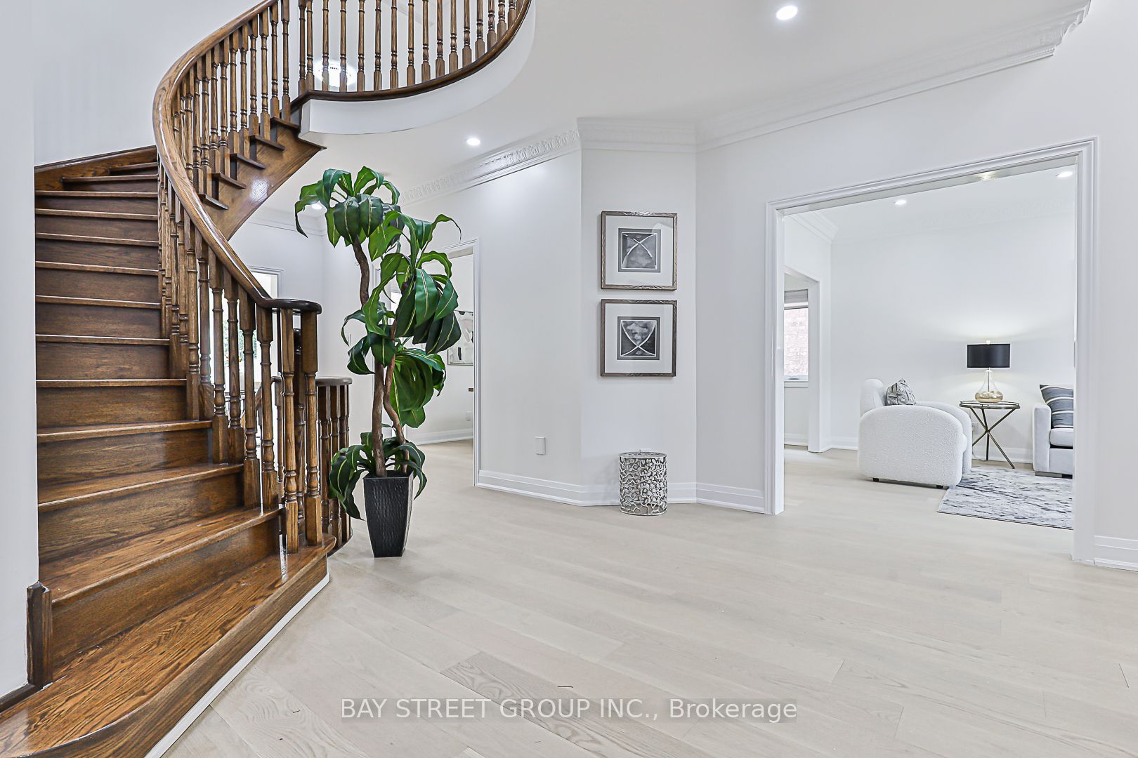 23 Sheila Cres · Photo 12