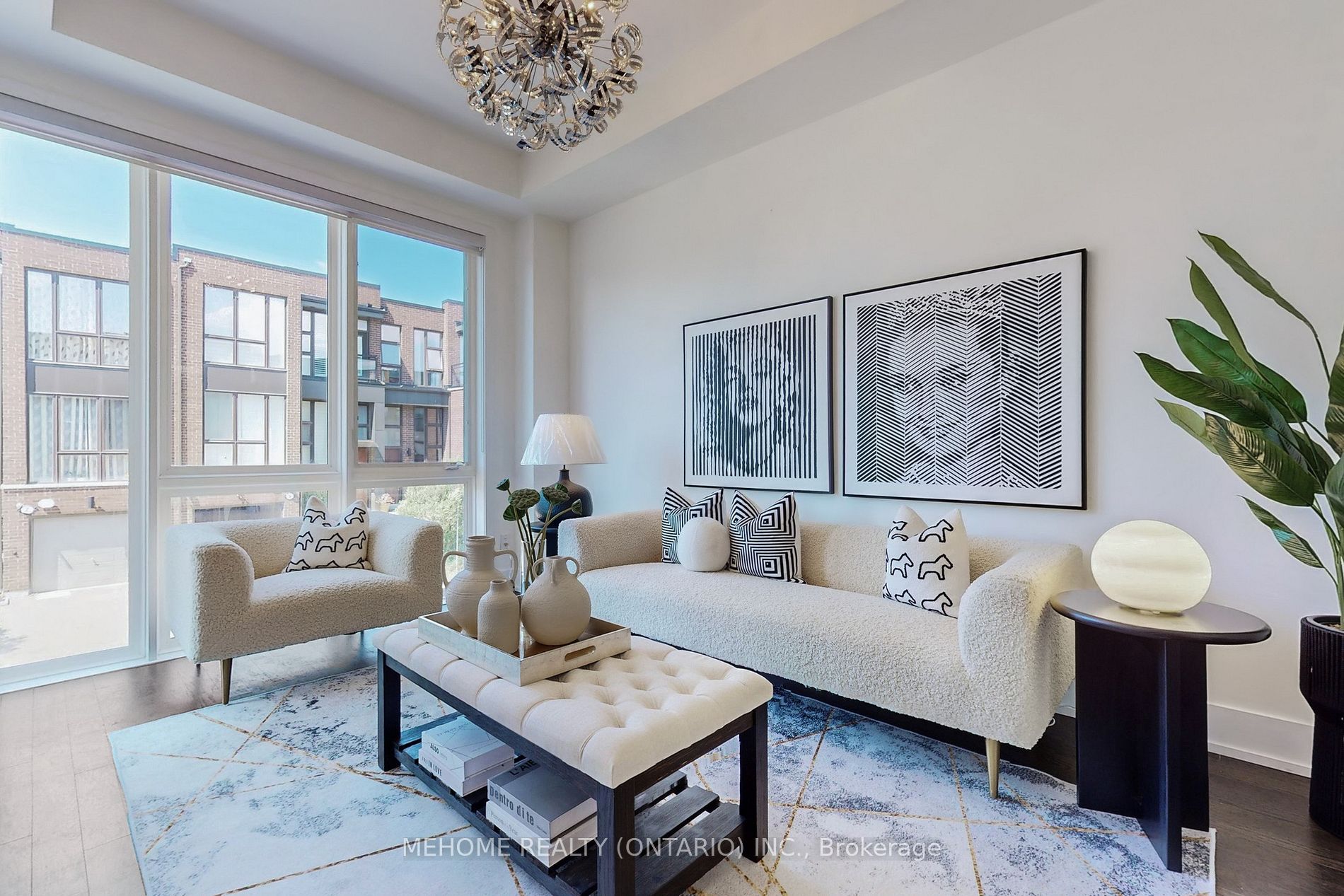 8 Cambray Rd · Photo 2