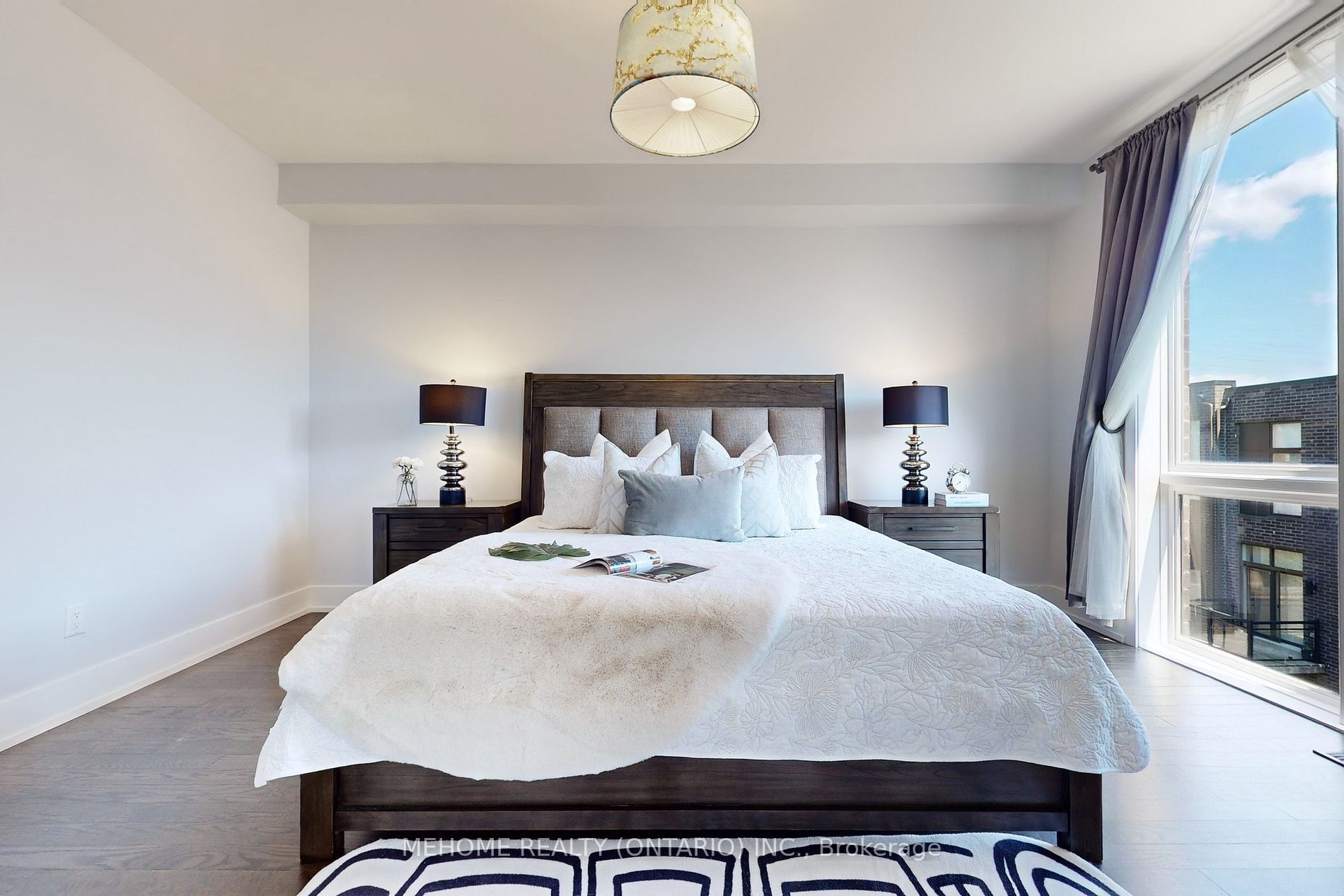 8 Cambray Rd · Photo 9