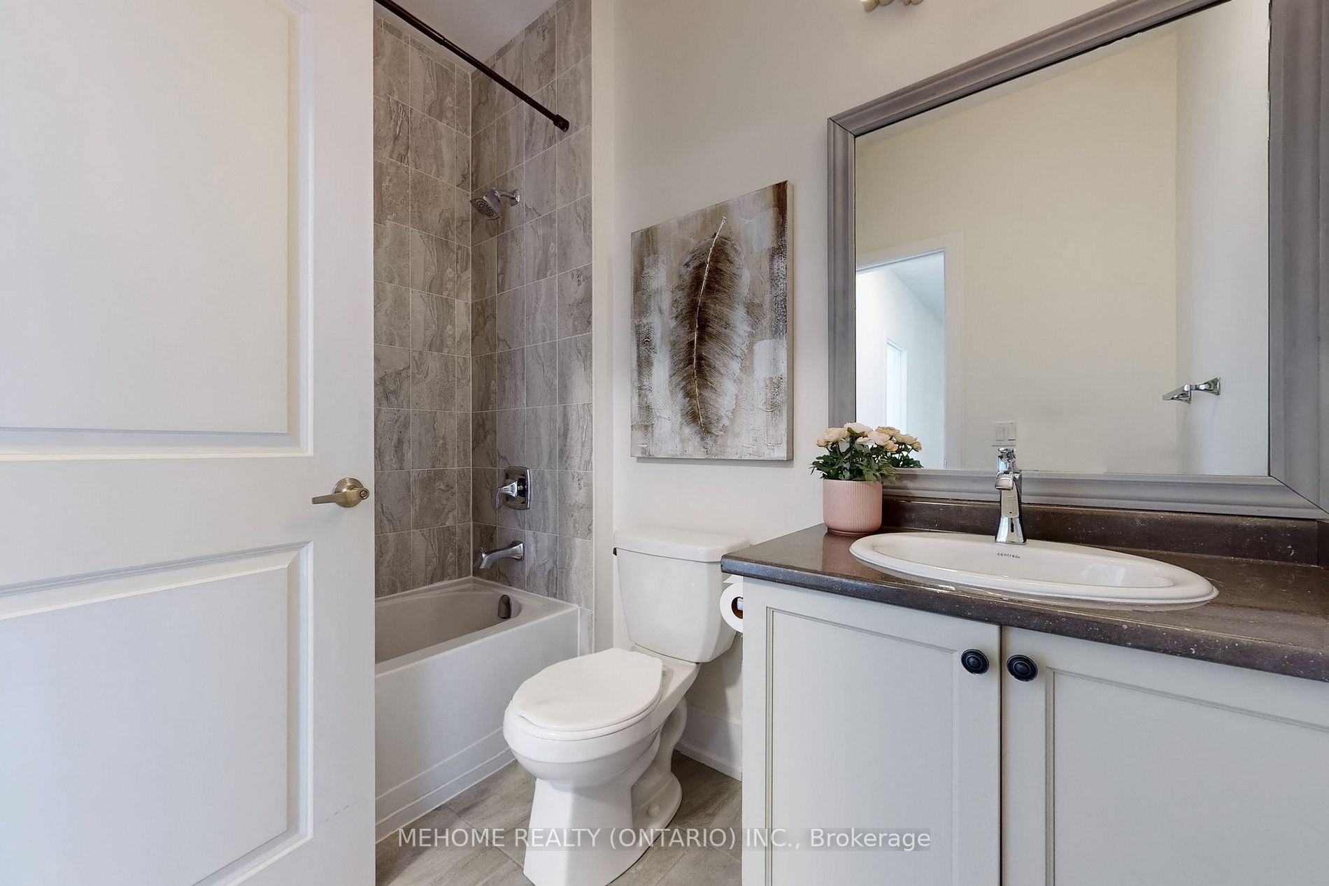 8 Cambray Rd · Photo 12