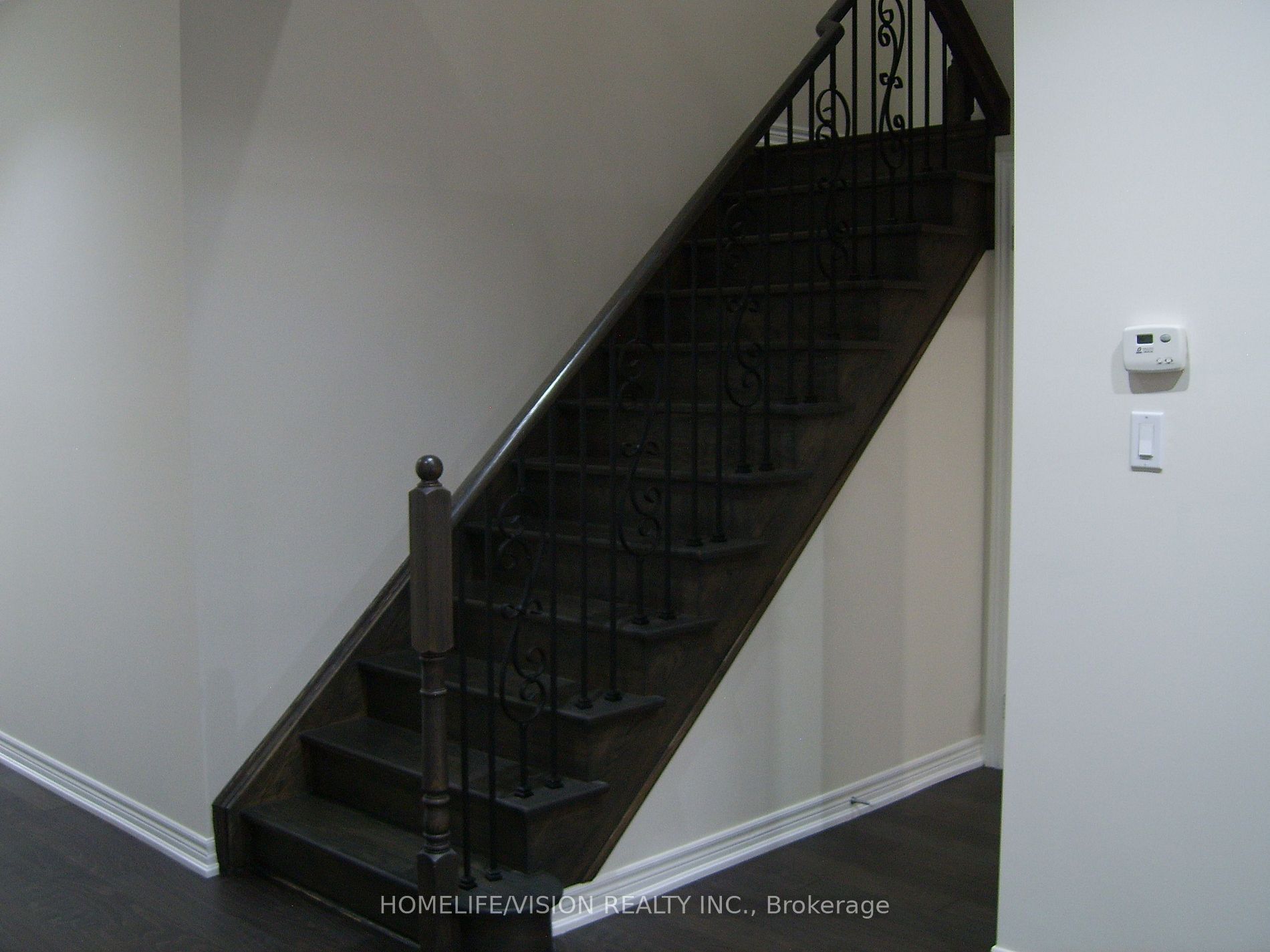5 Hawkes Dr · Photo 6