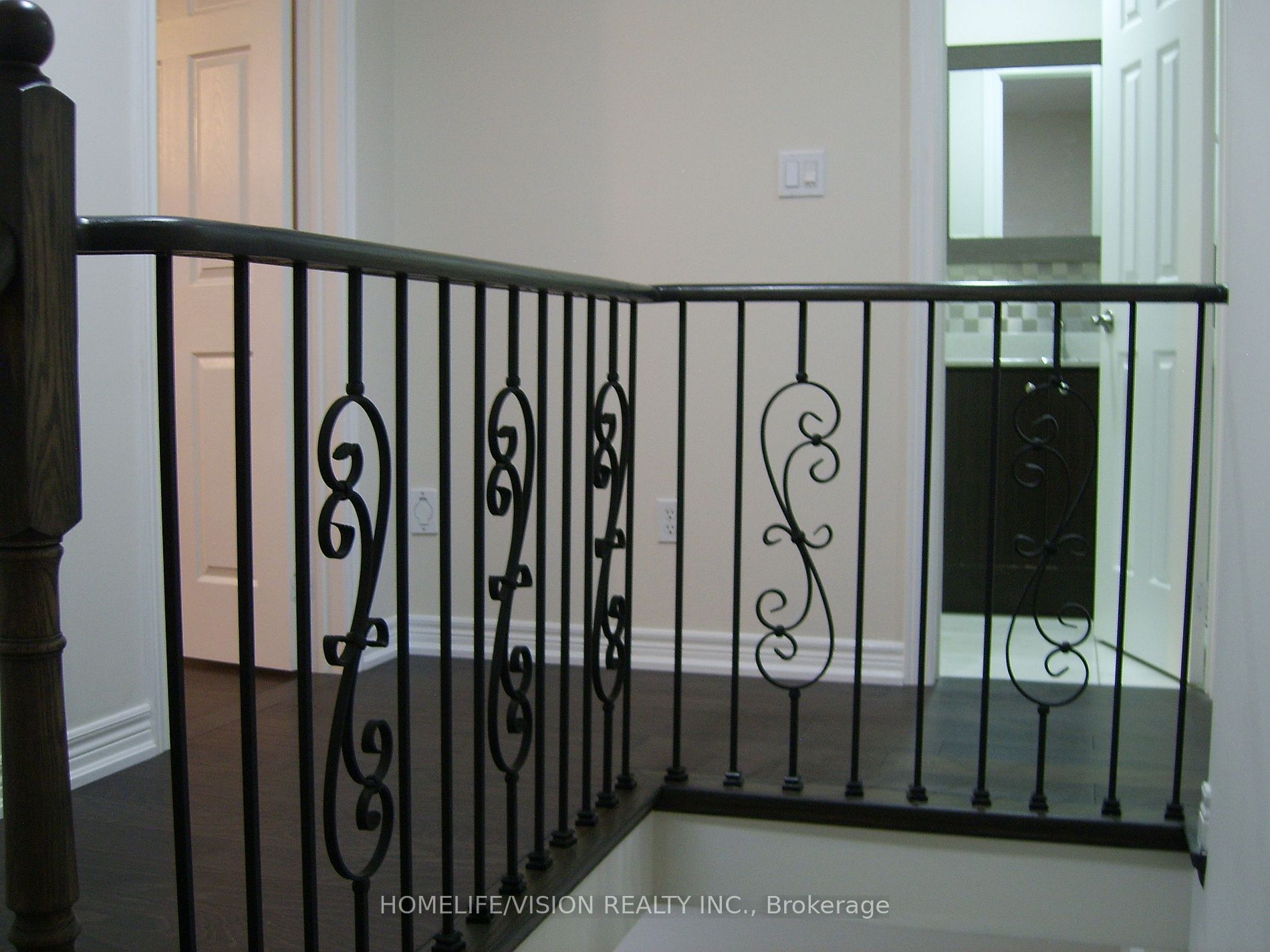 5 Hawkes Dr · Photo 7