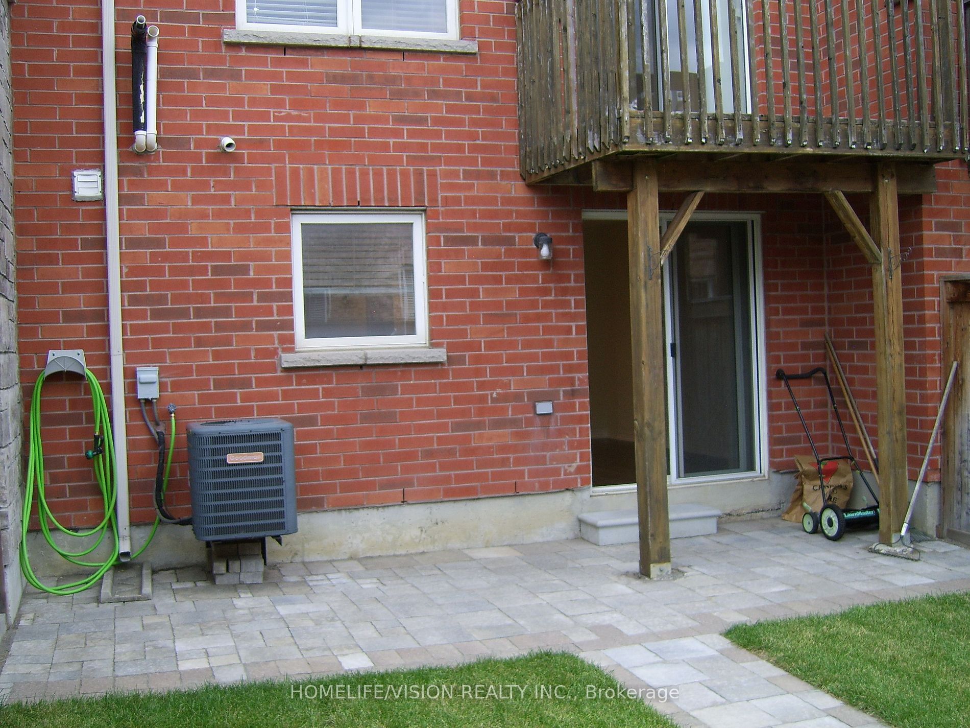 5 Hawkes Dr · Photo 15