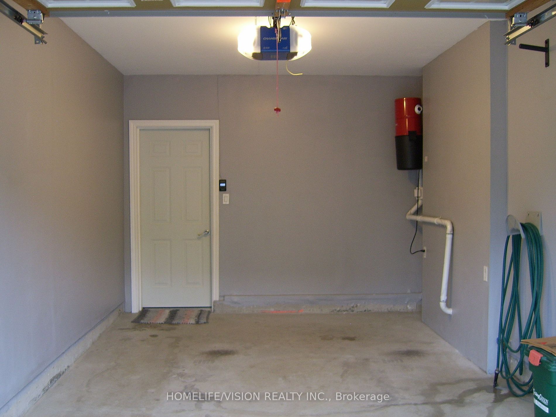 5 Hawkes Dr · Photo 16