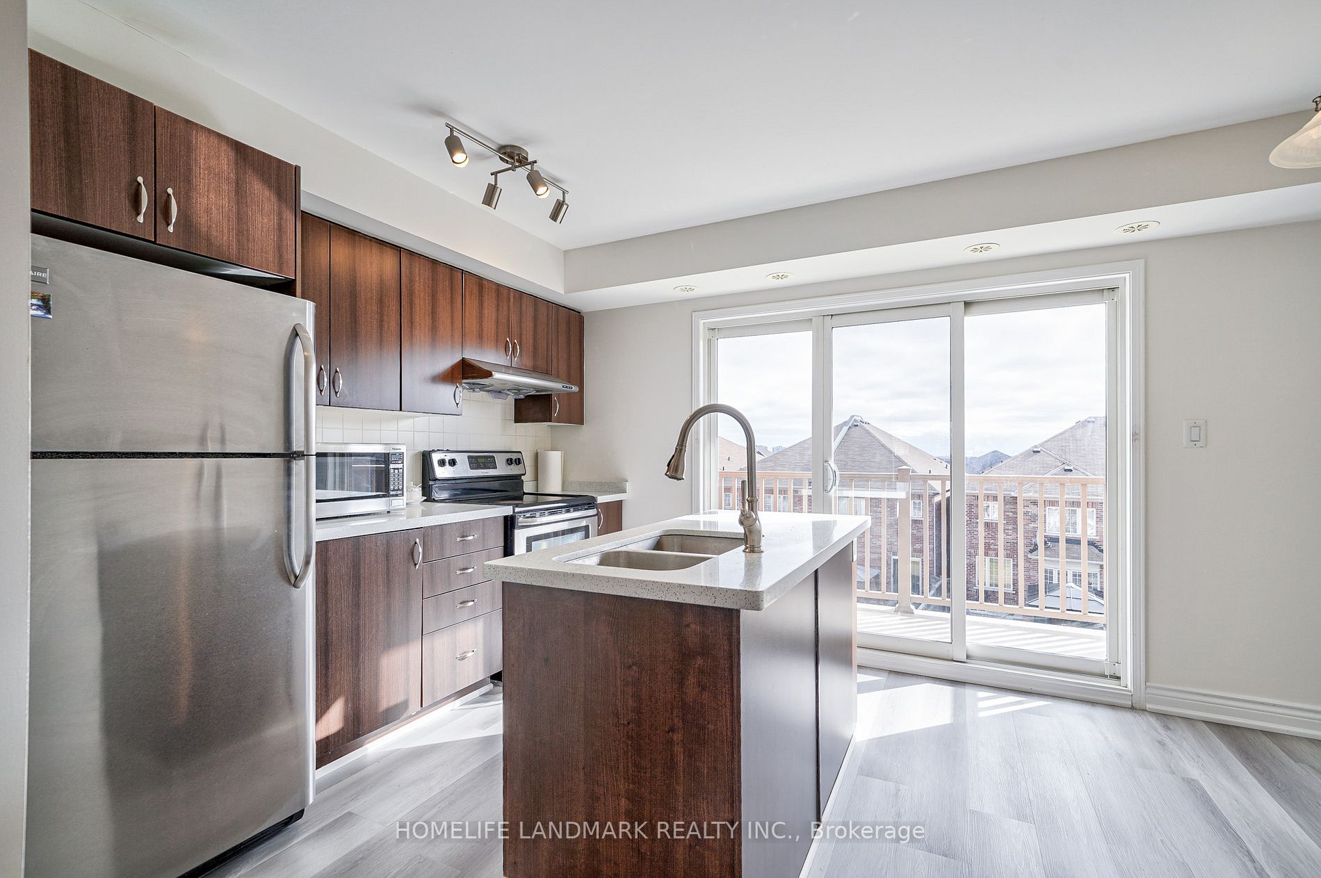 5595 Oscar Peterson Blvd 4 · Photo 6