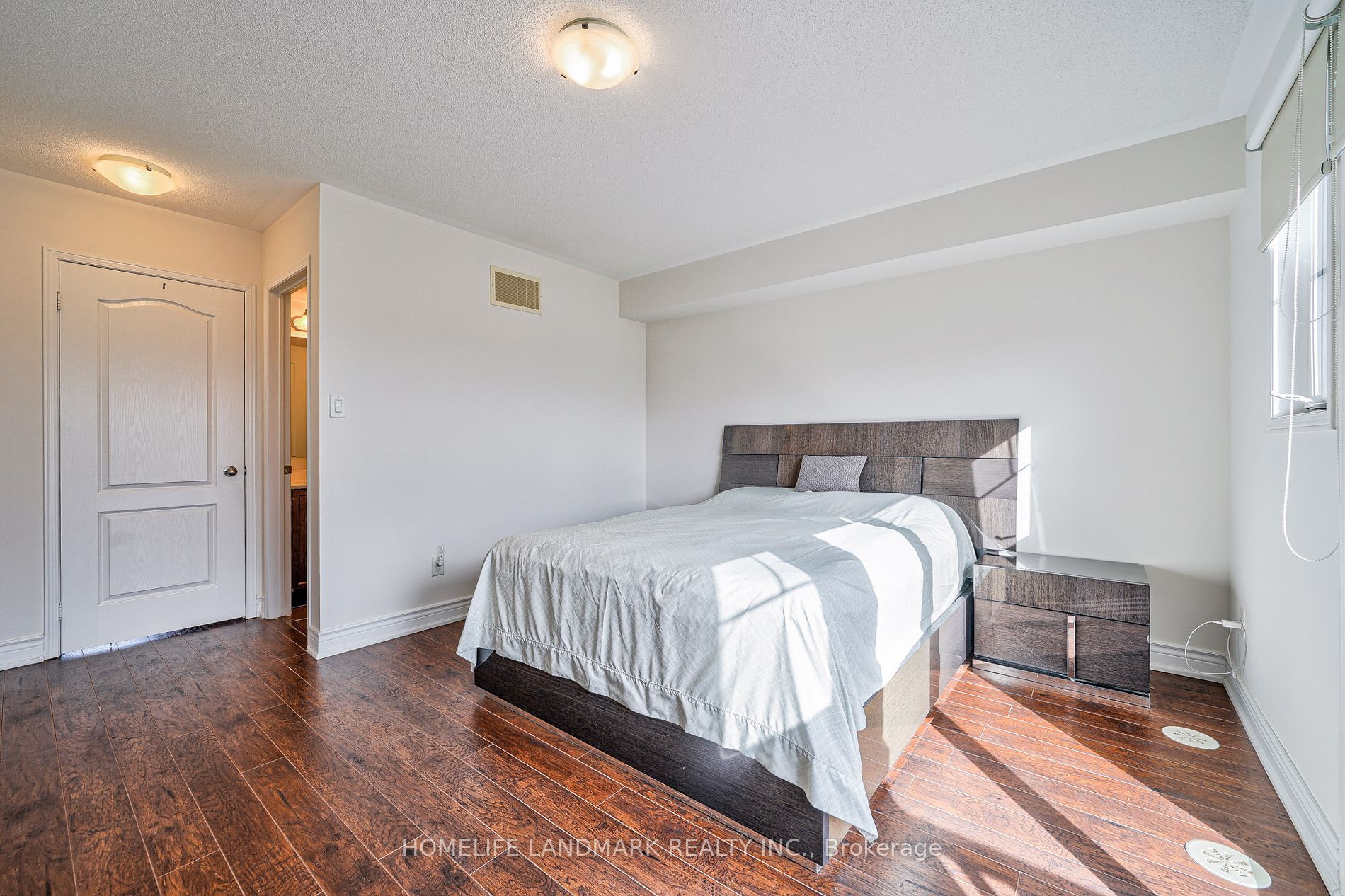 5595 Oscar Peterson Blvd 4 · Photo 12